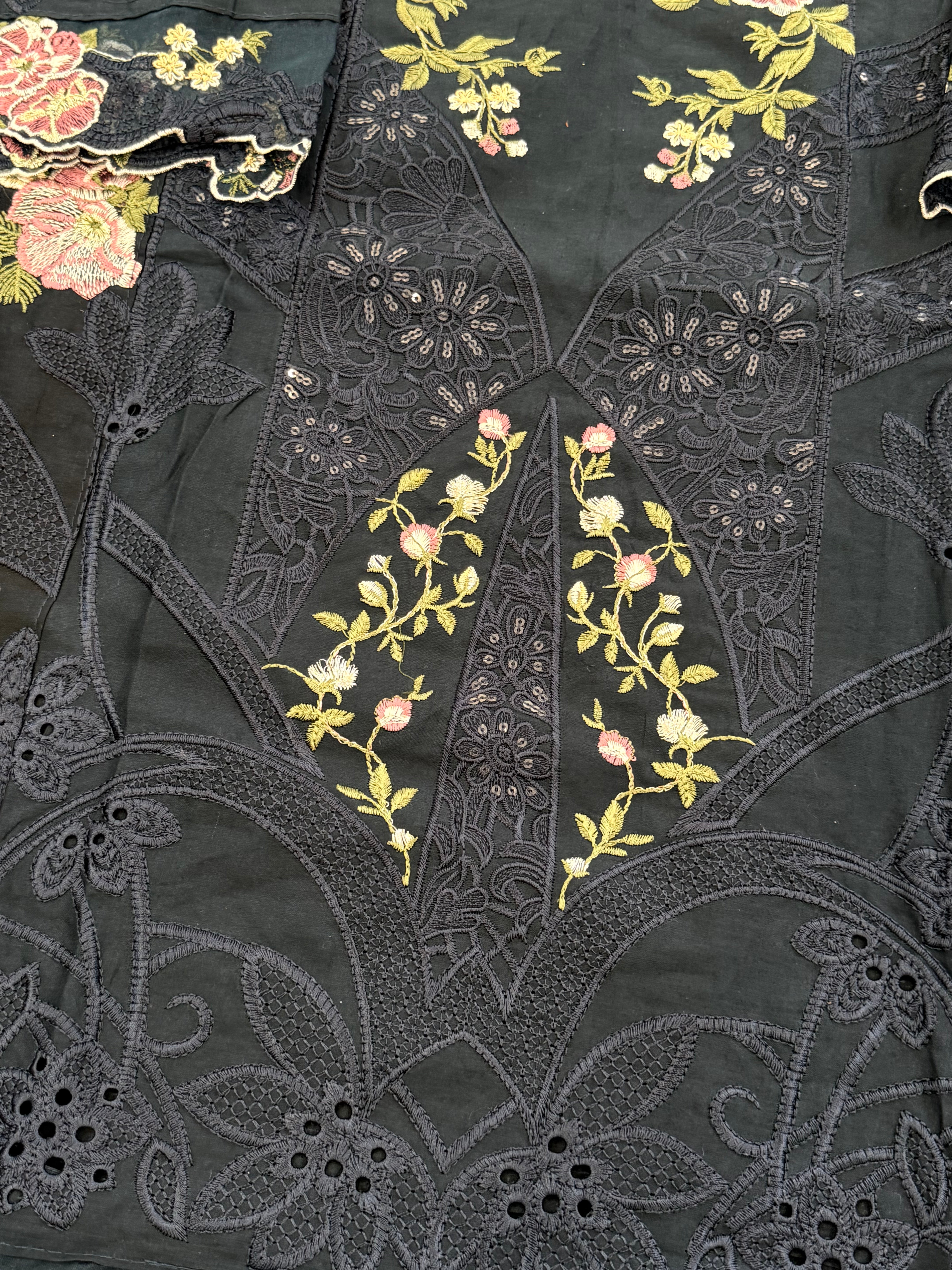 YUMNA COTTON EMBROIDERY SUIT 2 Q