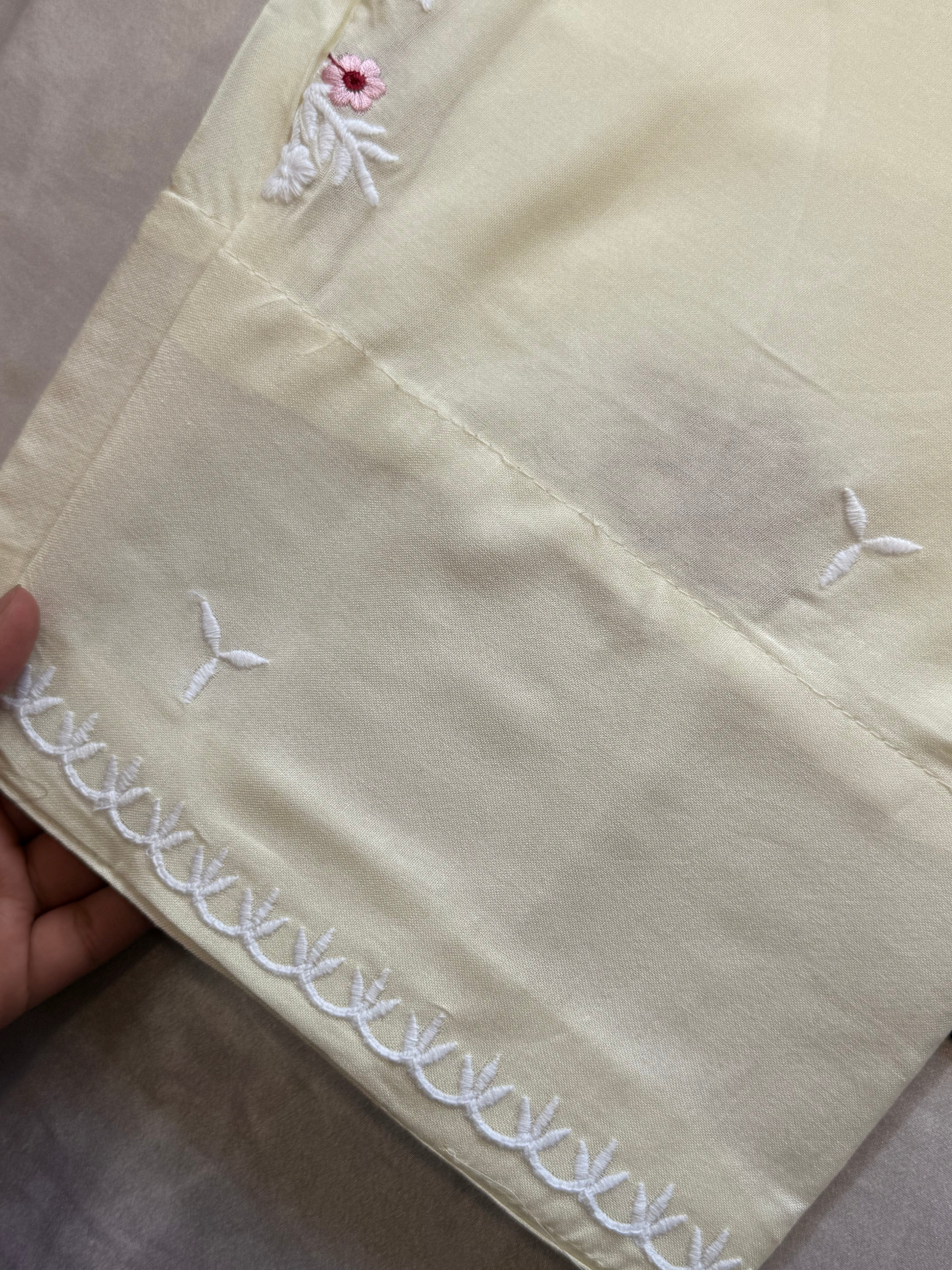 DUREFISHAN FARSHI SHALWAR SET