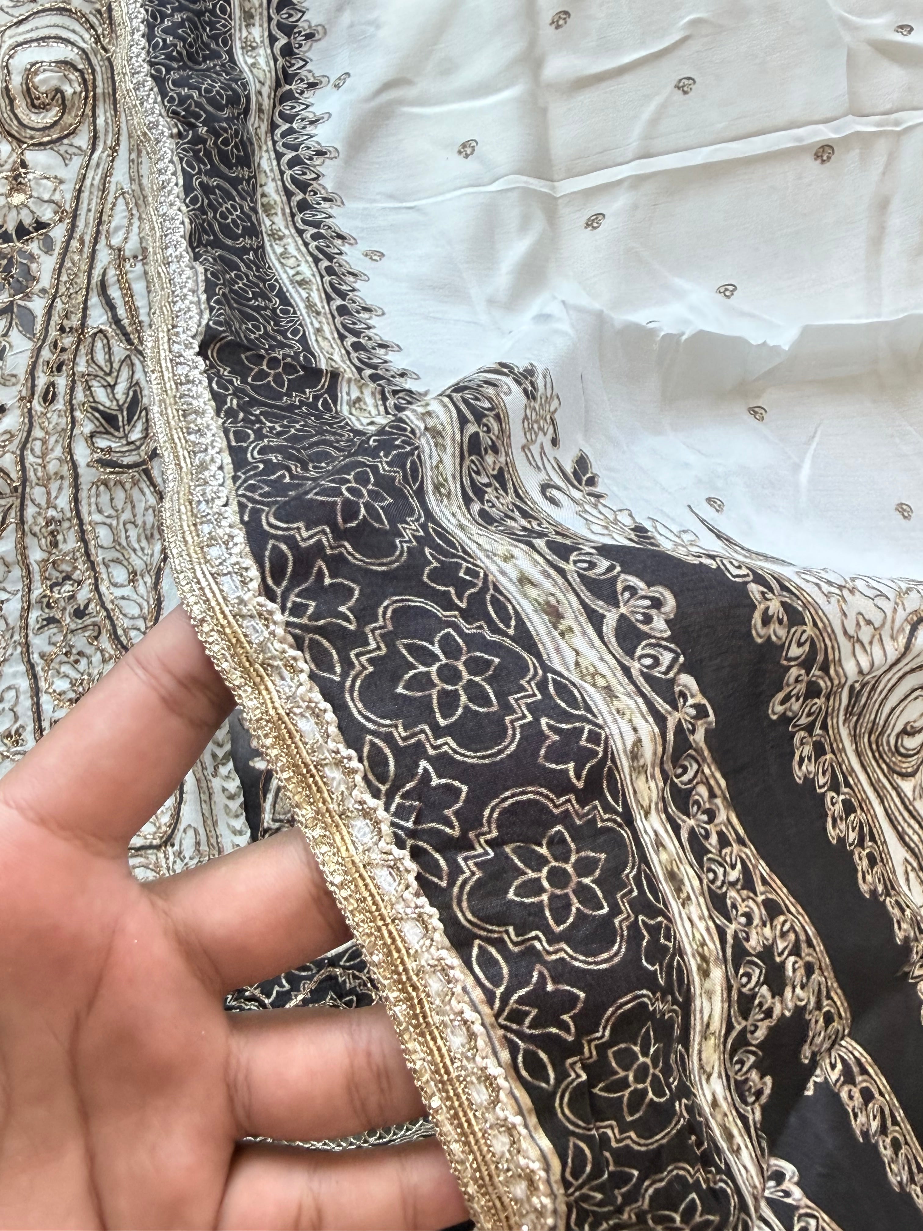 MUSLIN EMBROIDERY READYMADE SUIT