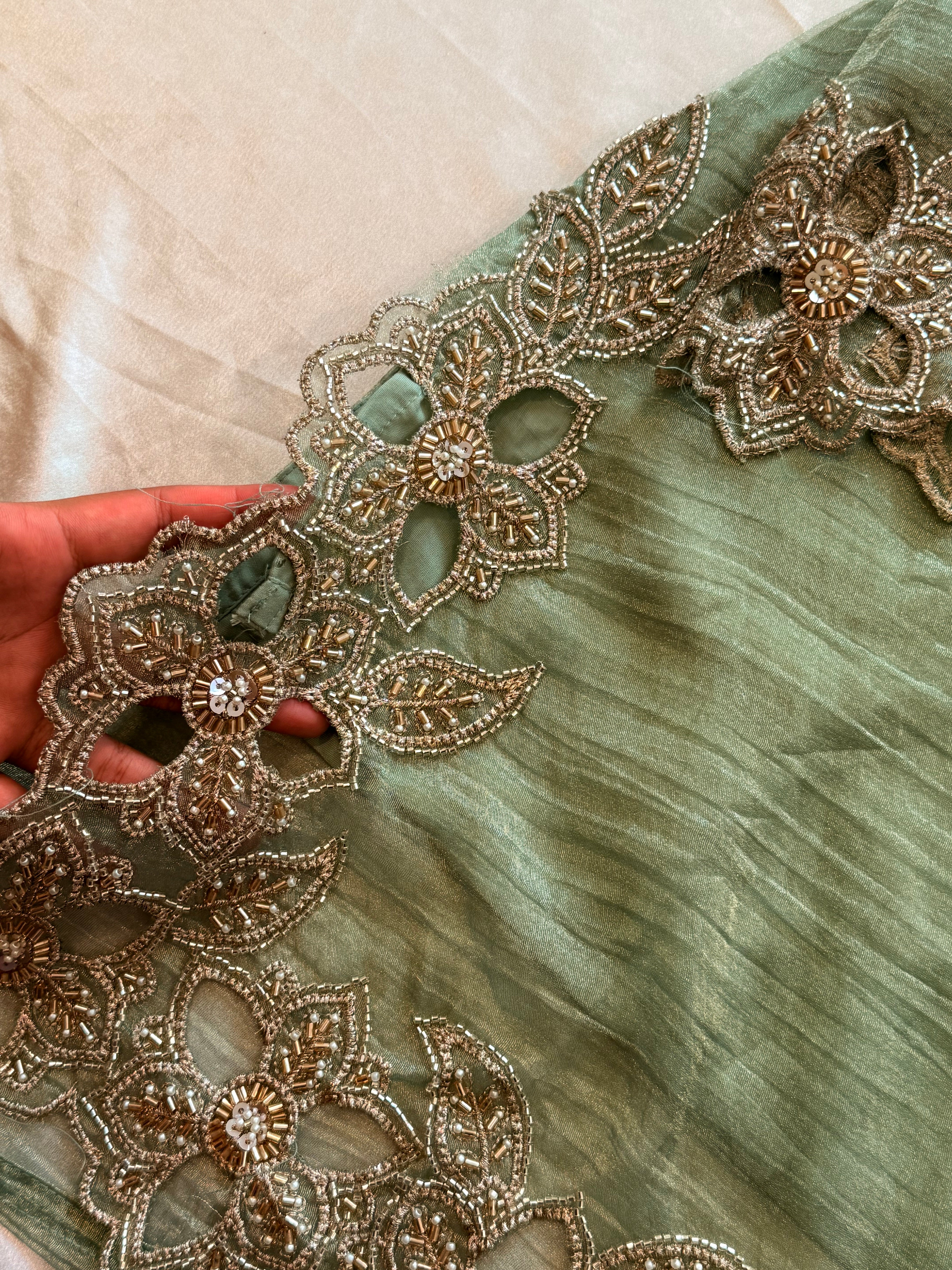 PARO SALSA HANDWORK SUIT 3