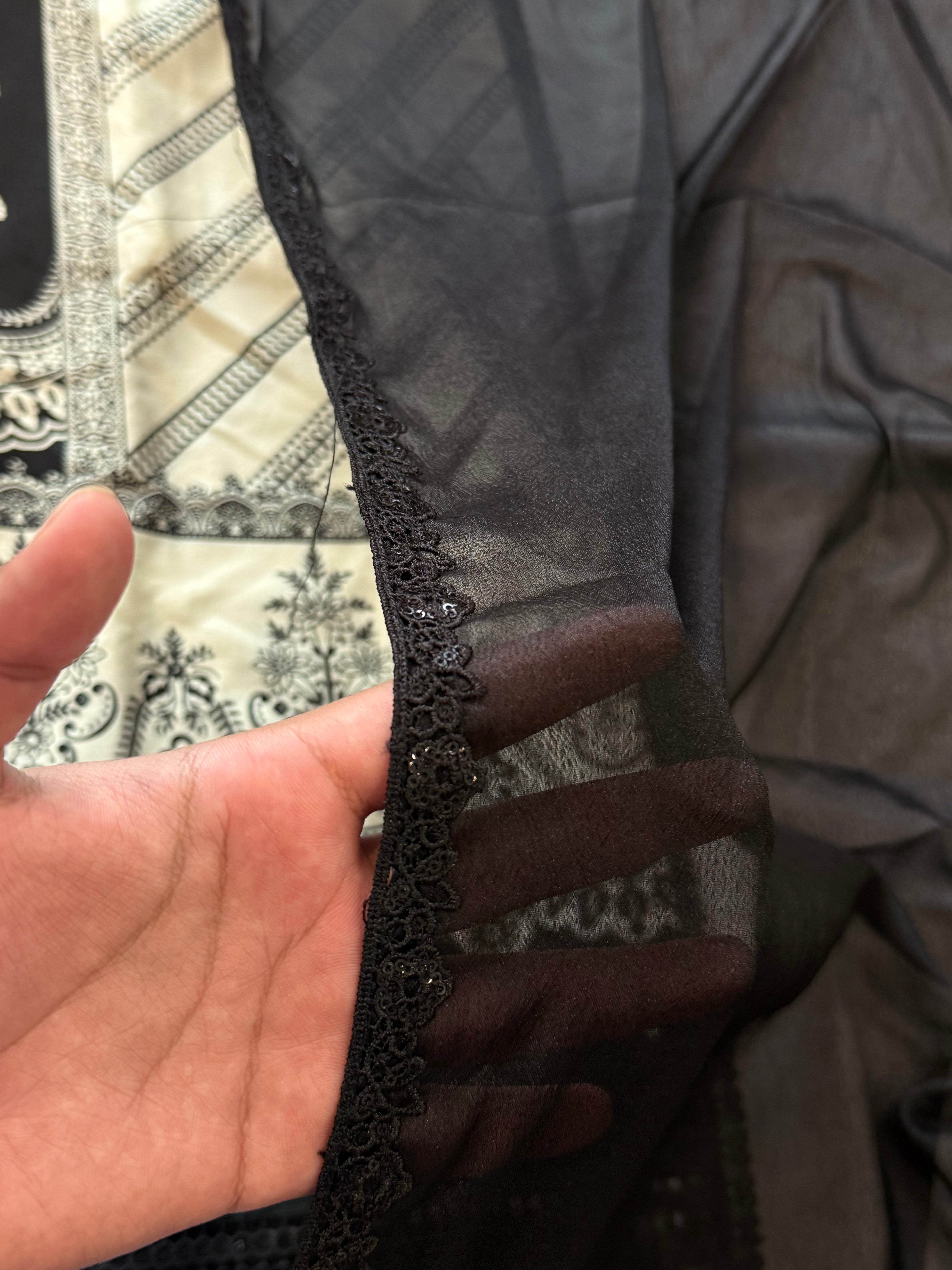 SIYA PAKISTANI LAWN KAFTAN SUIT
