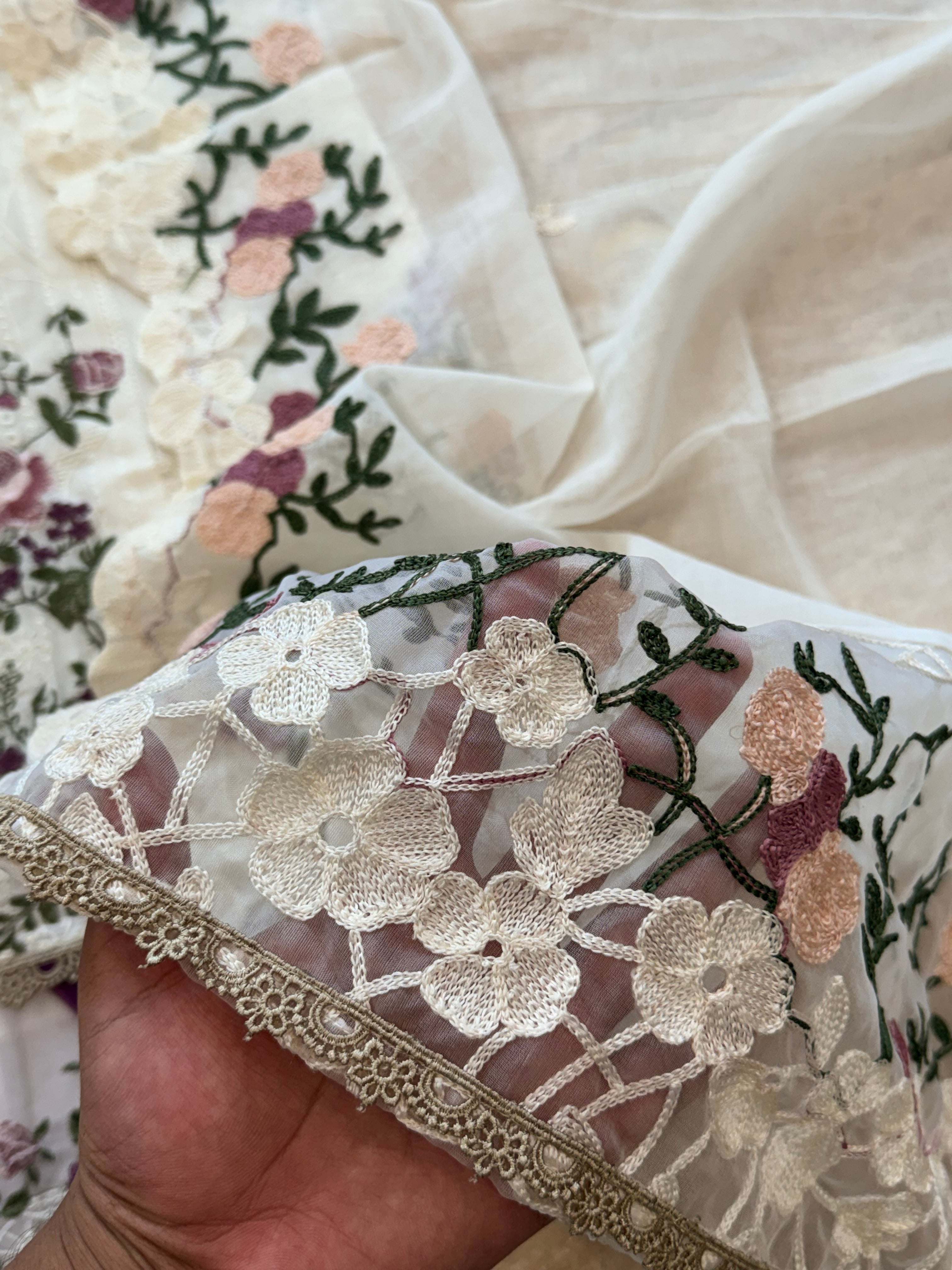 YUMNA OFF-WHITE READYMADE SUIT
