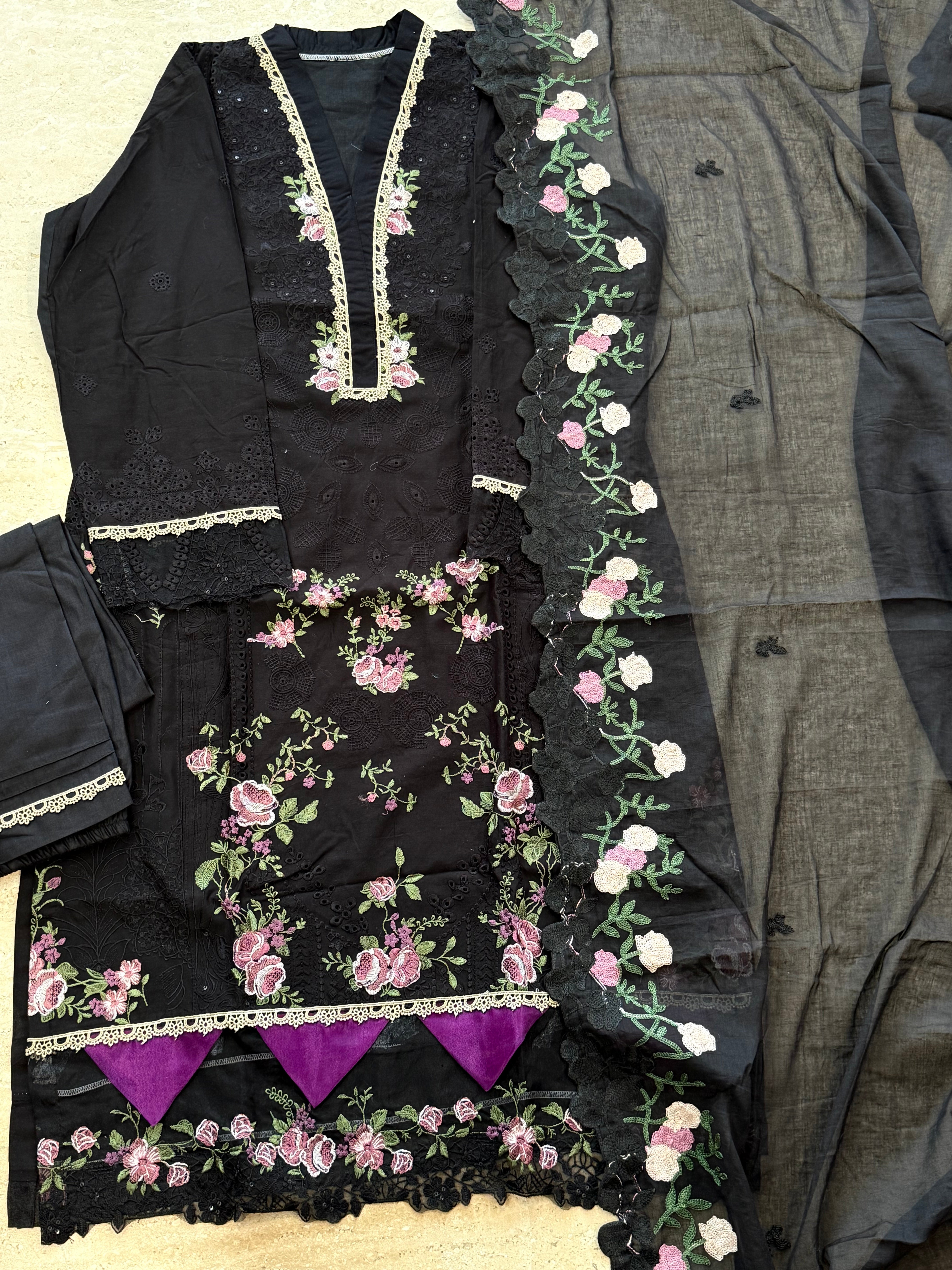 YUMNA BLACK READYMADE SUIT