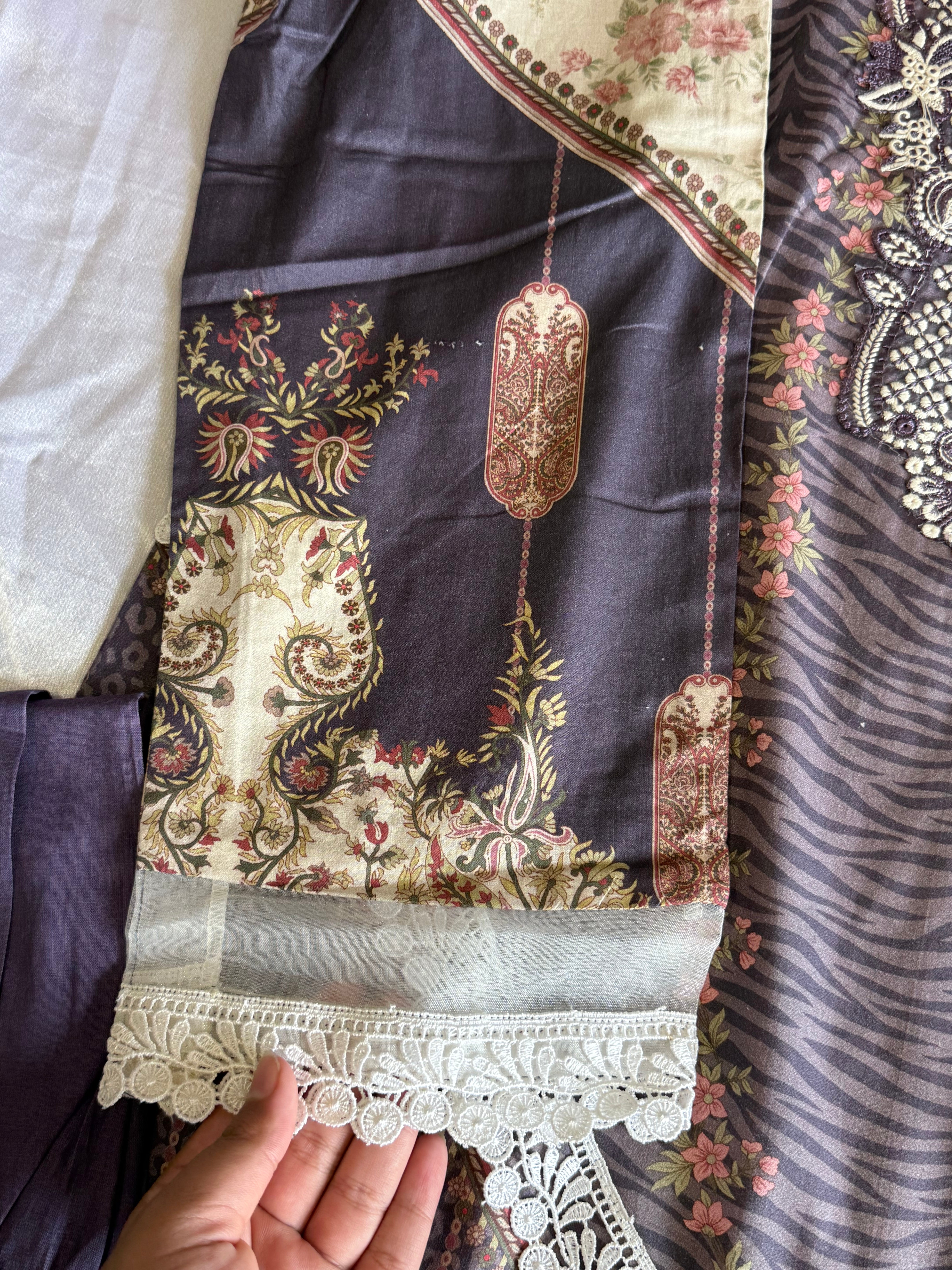 KHYBER LAWN READYMADE EMBROIDERED SUIT 4