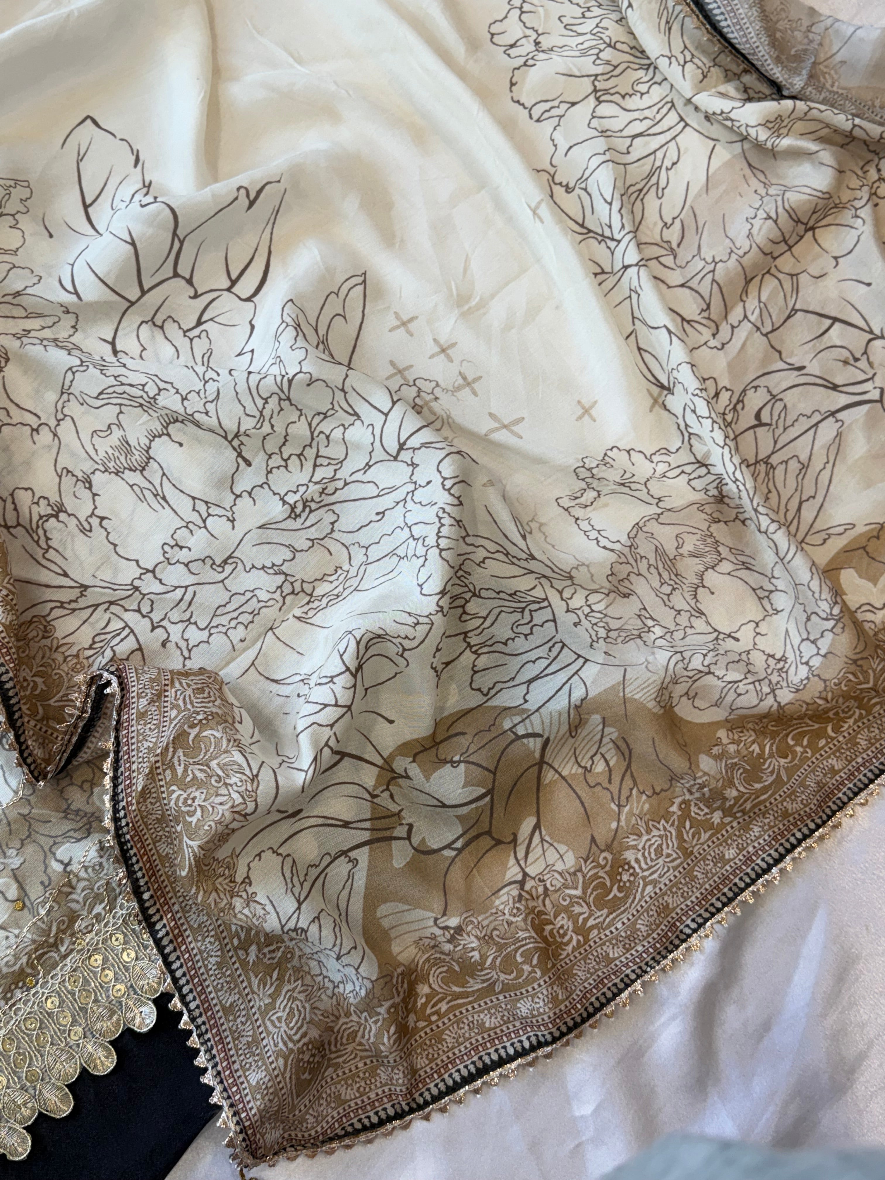 RAHI MUSLIN READYMADE SUIT 13