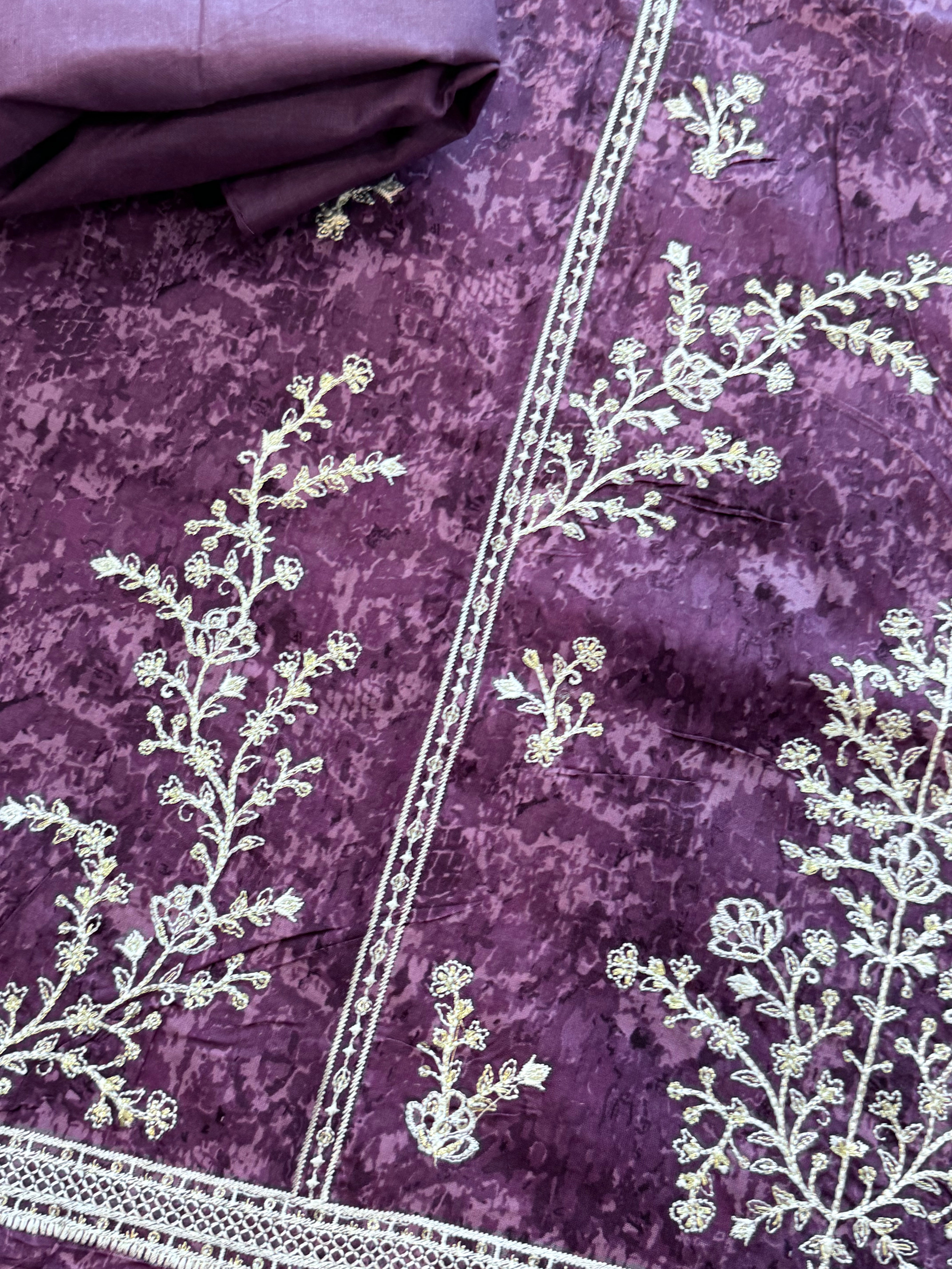 PURPLE BINSAEED EMBROIDERY SUIT 1 Q