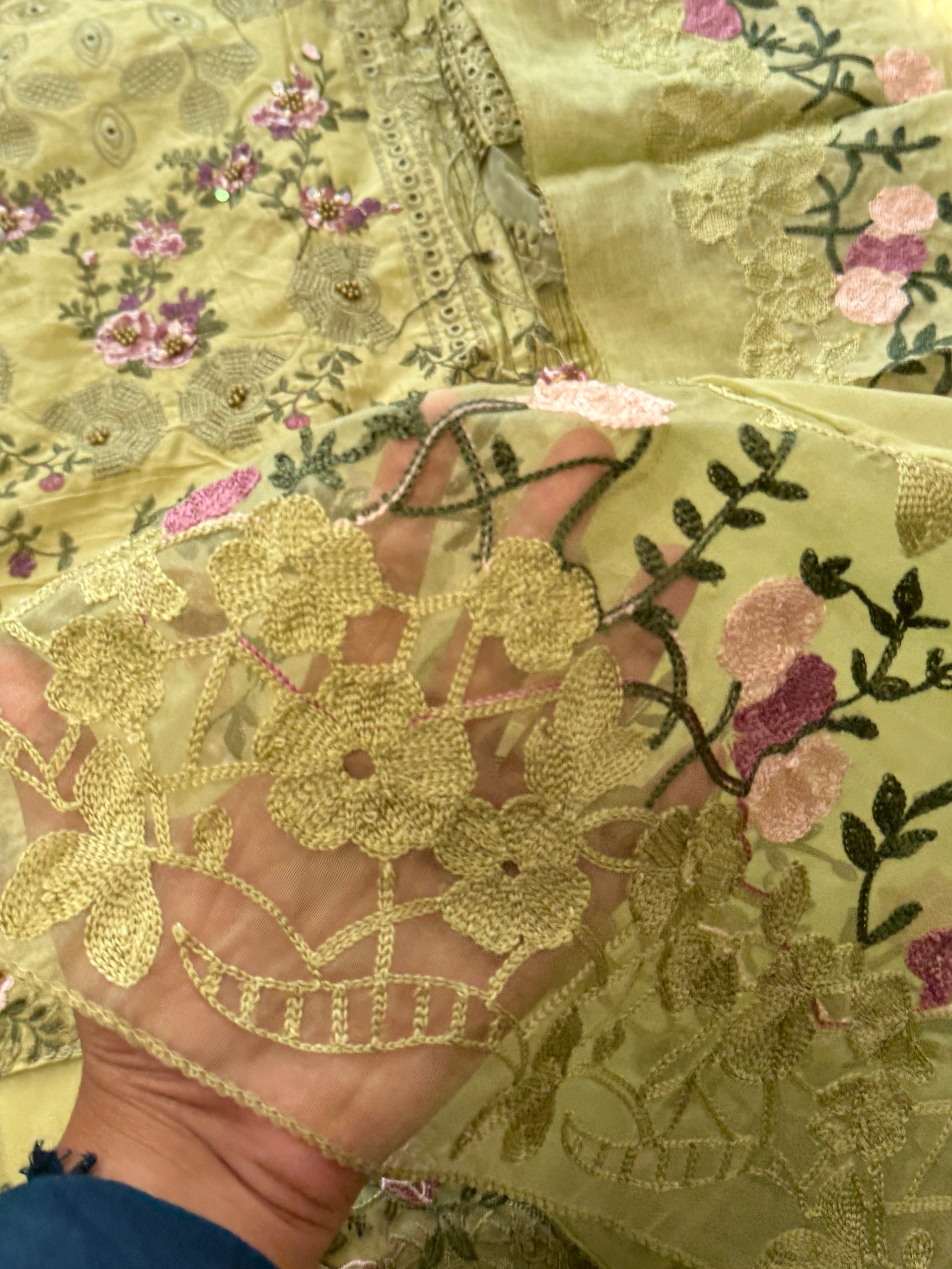 ELAAF COTTON EMBROIDERY SUIT 4