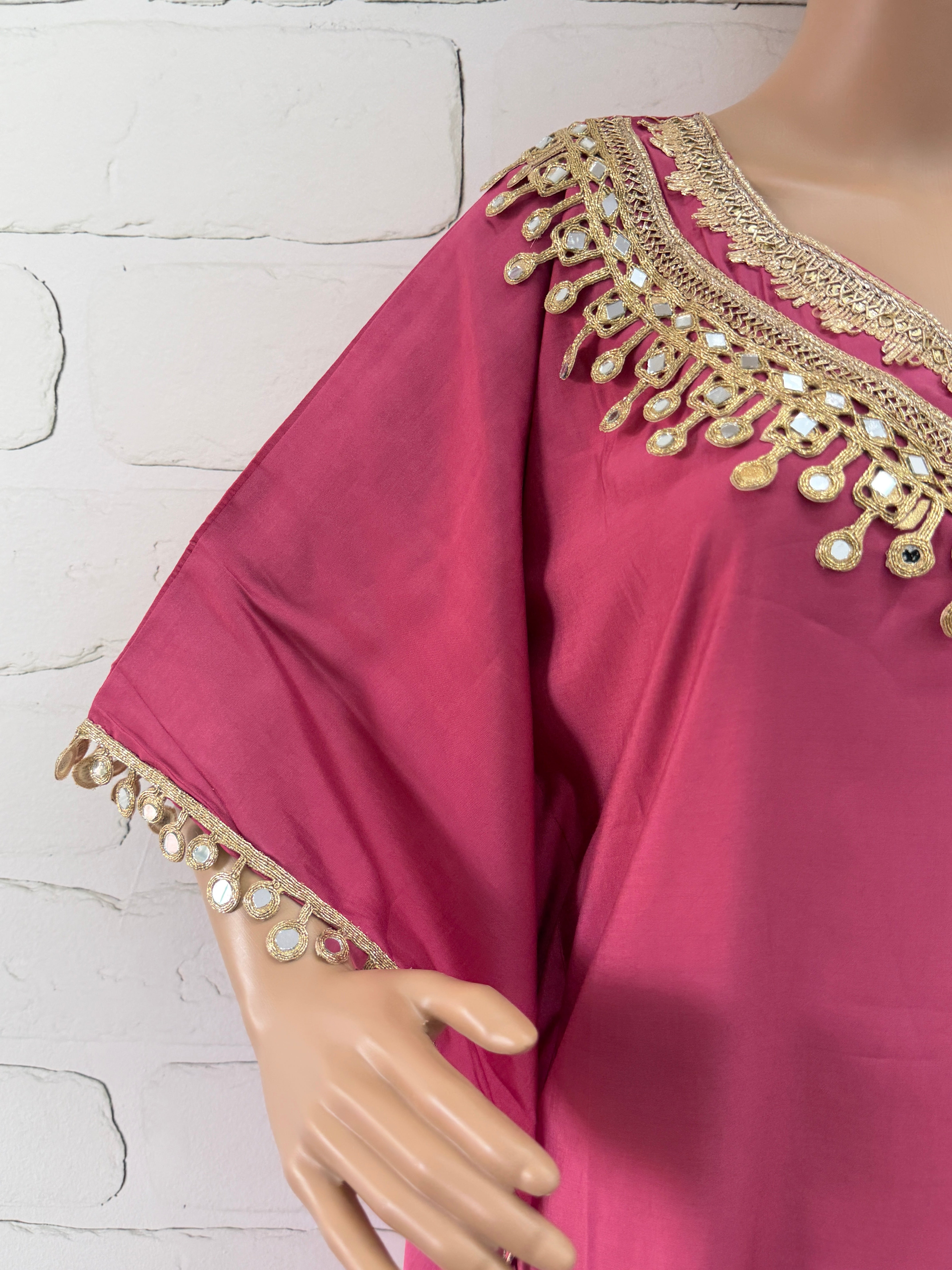 MIRROR LACE KAFTAN SUIT 2