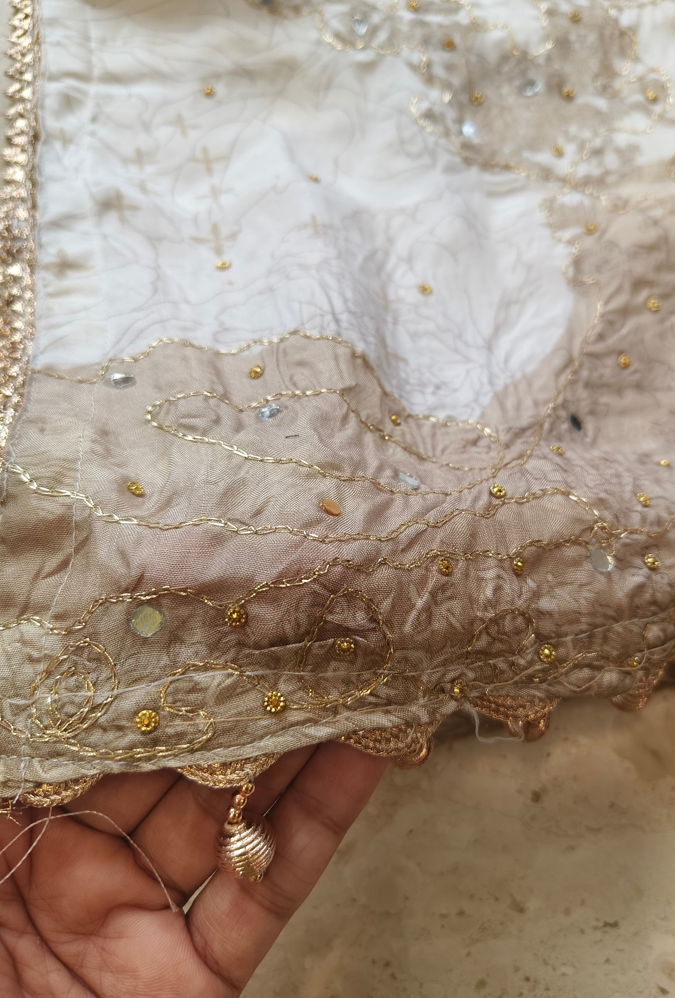 WHITE MUSLIN READYMADE SUIT 2