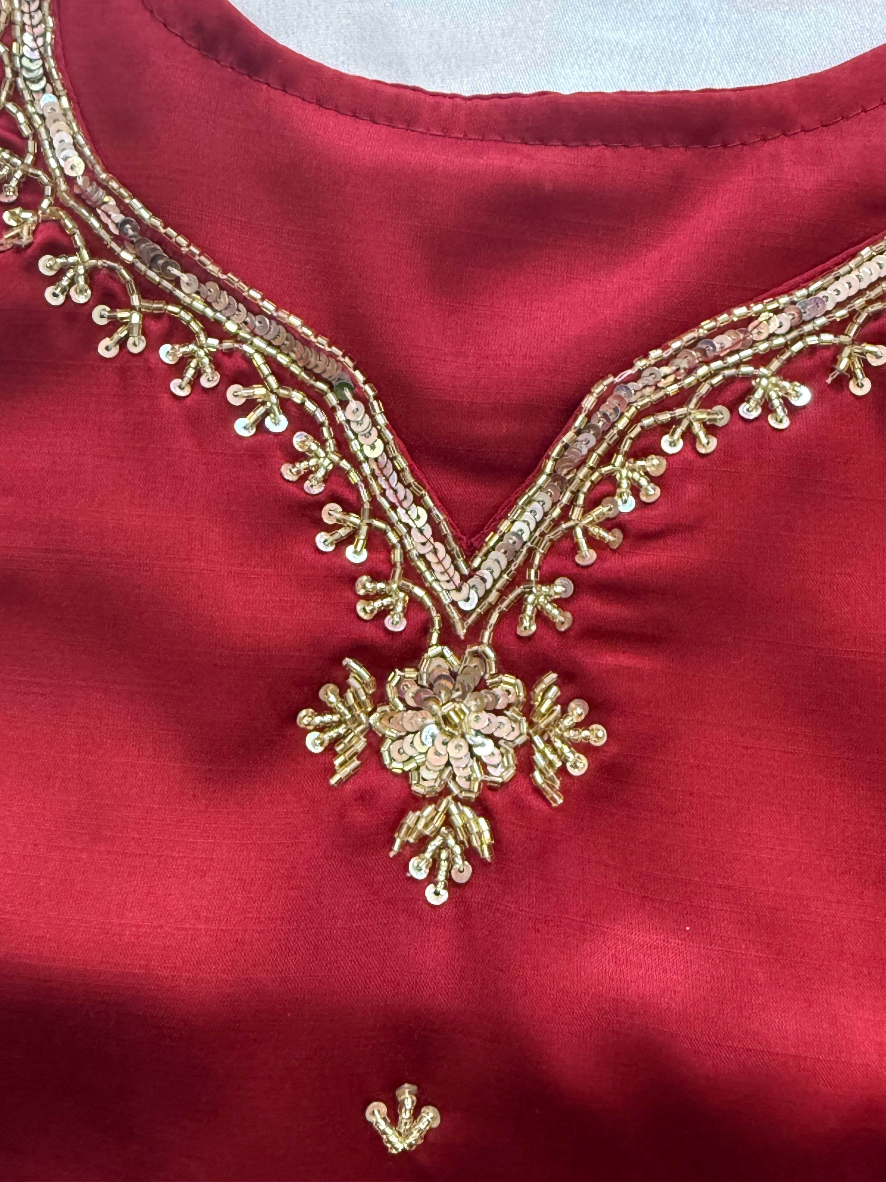 MAROON FARSHI HANDWORK SUIT