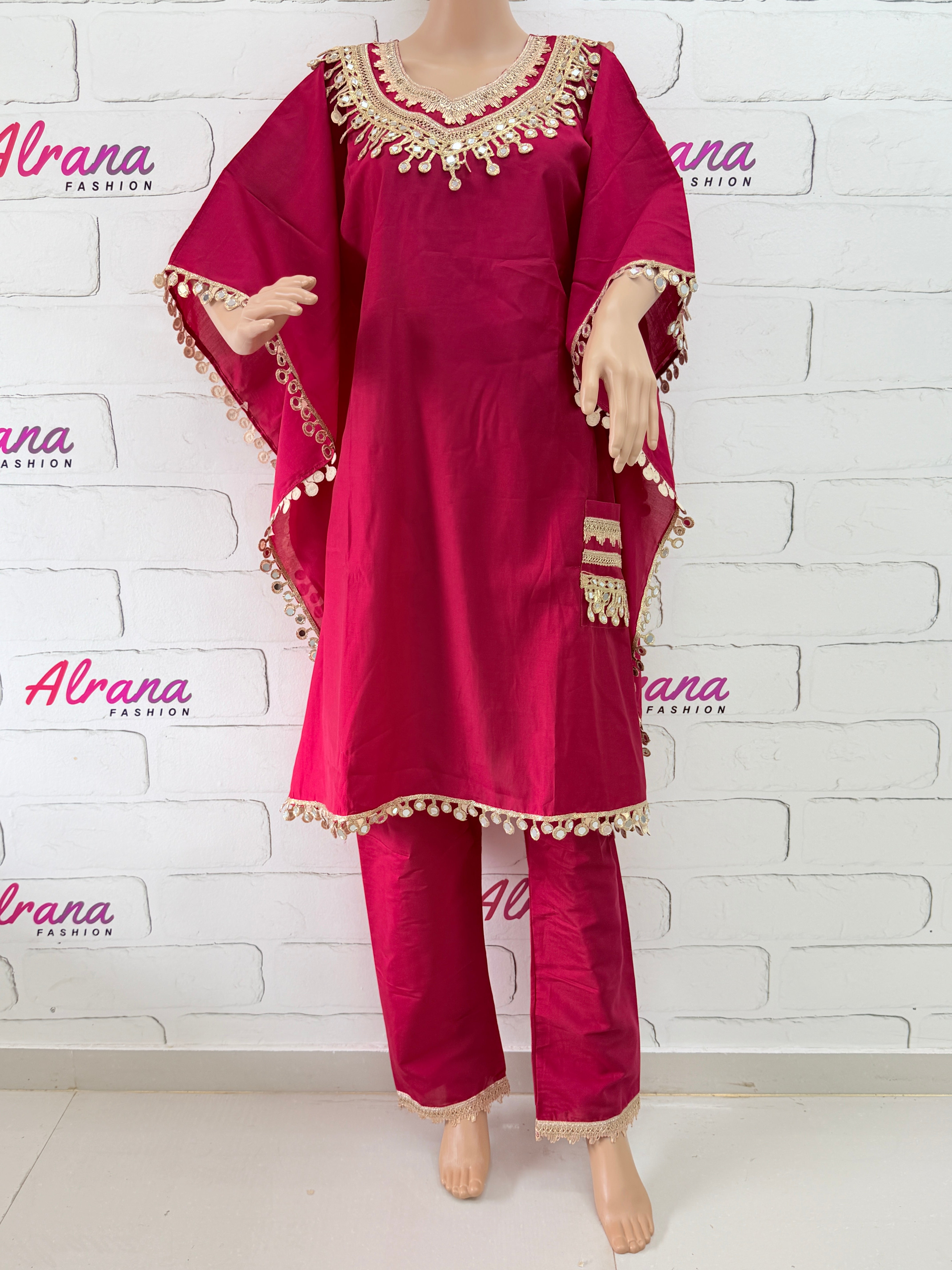 MIRROR LACE KAFTAN SUIT 3