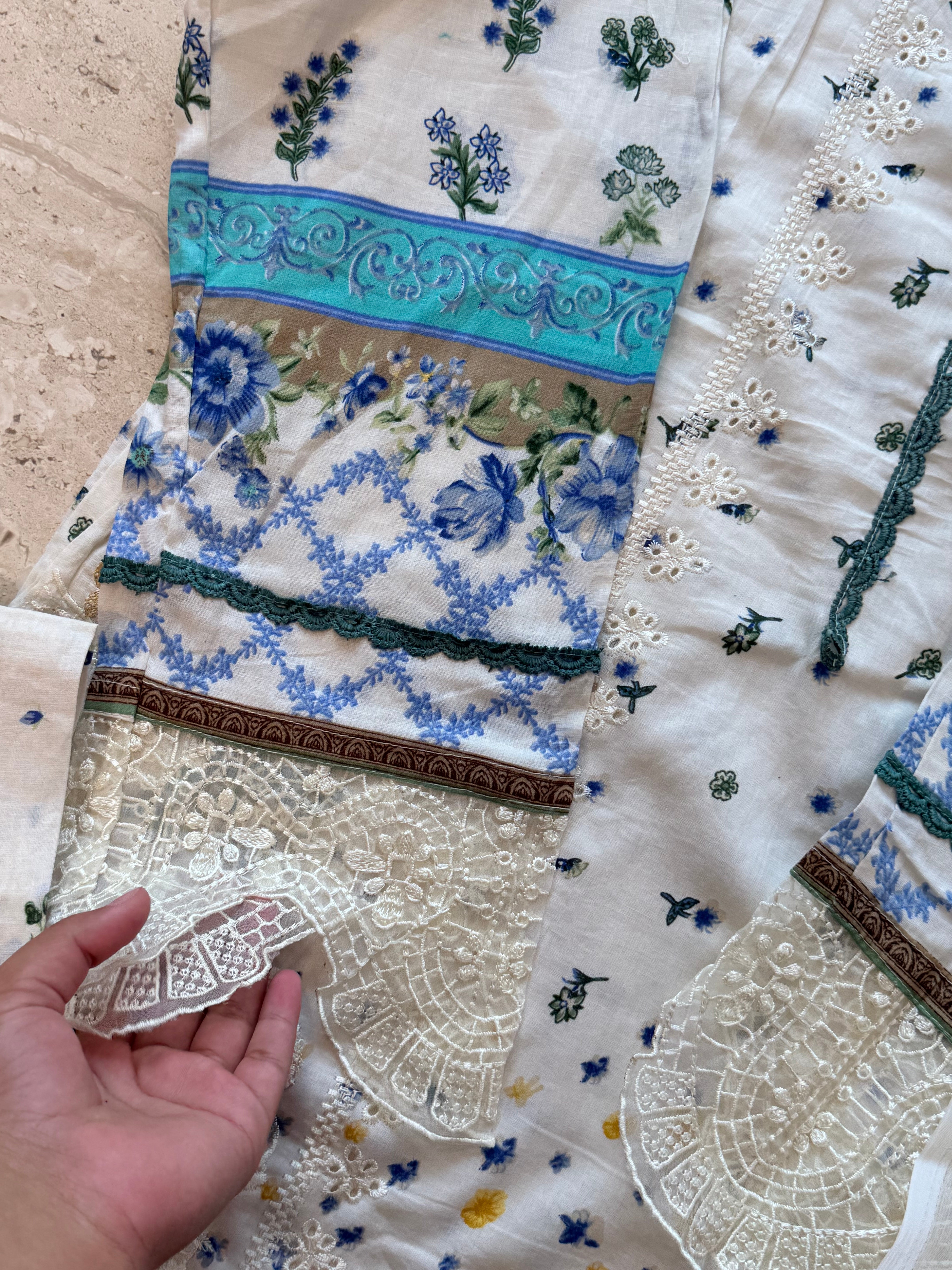ELA READYMADE EMBROIDERED SUIT 16 q