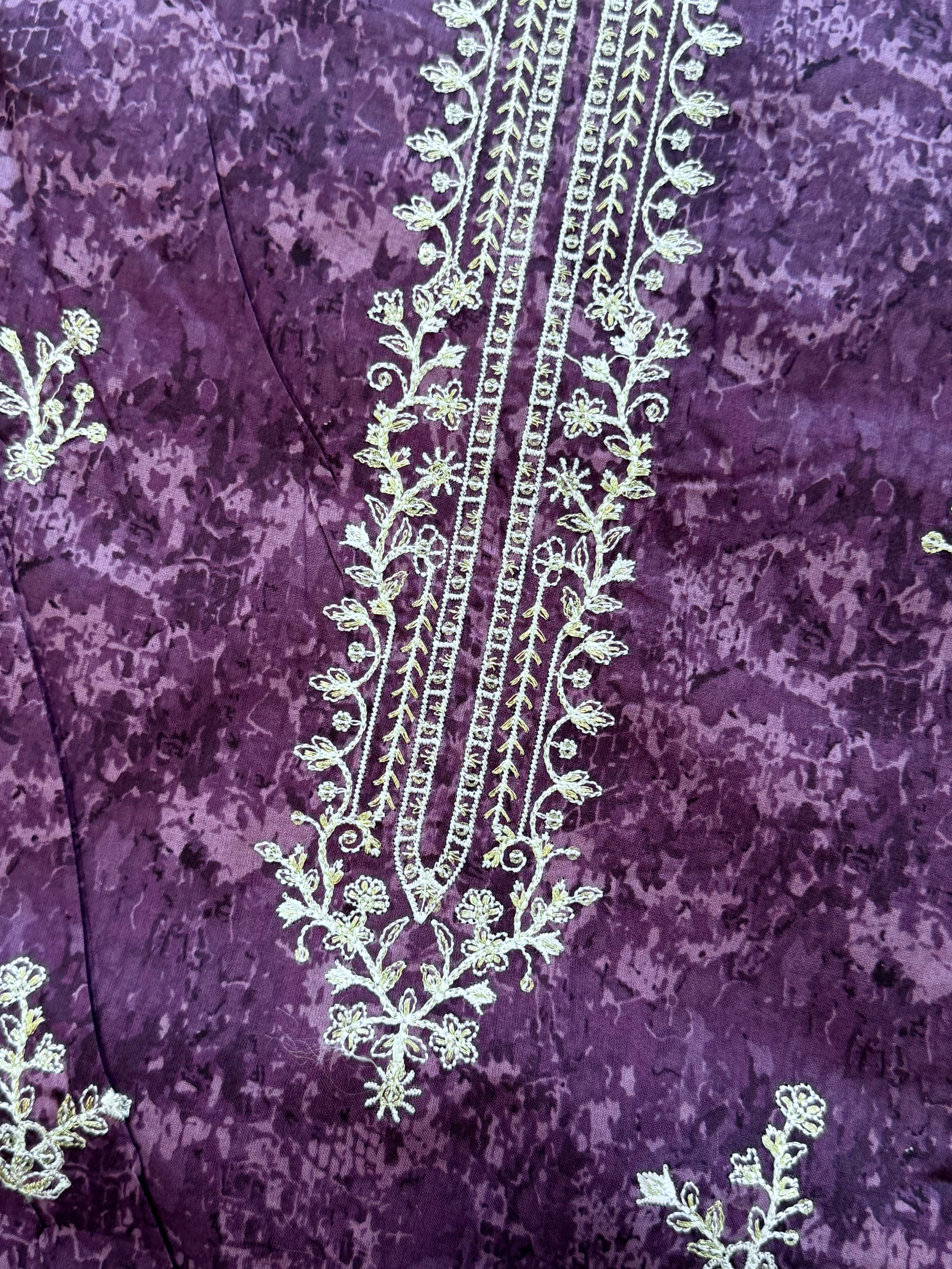 PURPLE BINSAEED EMBROIDERY SUIT 1 Q