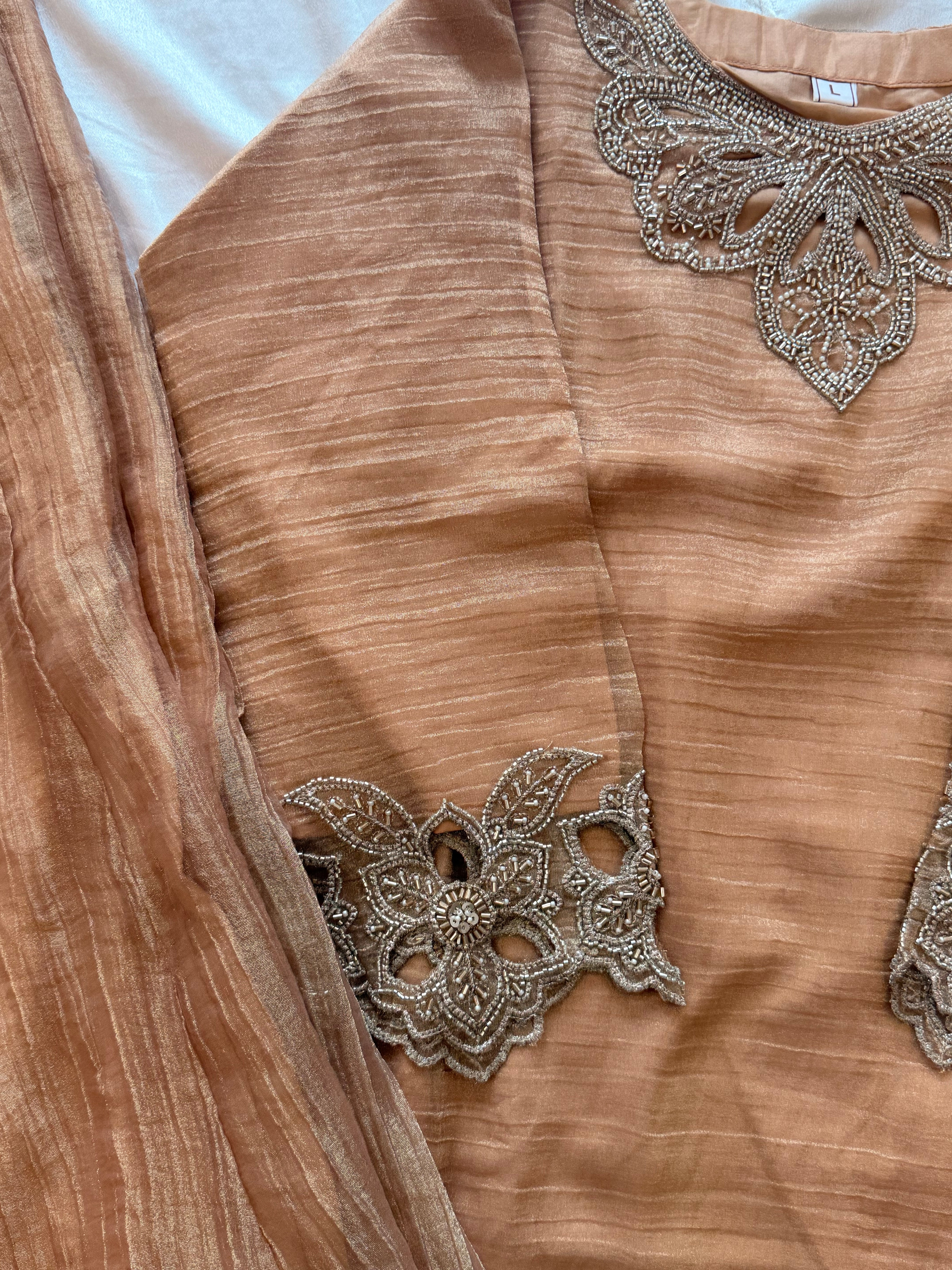 PARO SALSA HANDWORK SUIT 1