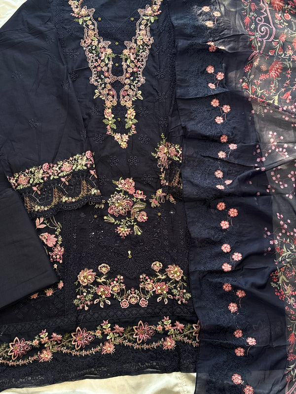 ELAAF COTTON EMBROIDERY SUIT 2