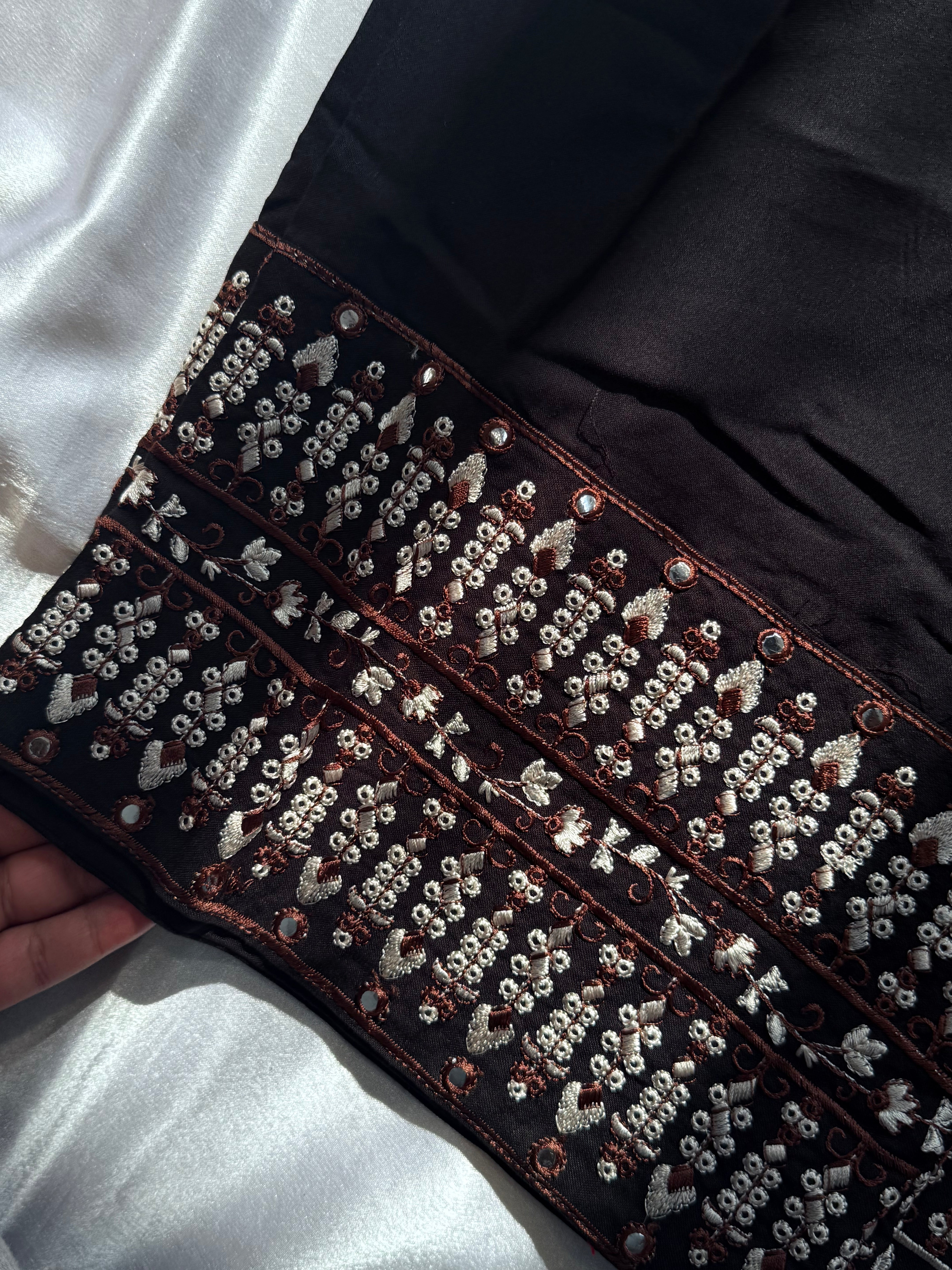 IMROZA LAWN EMBROIDERY SUIT 1001 Q