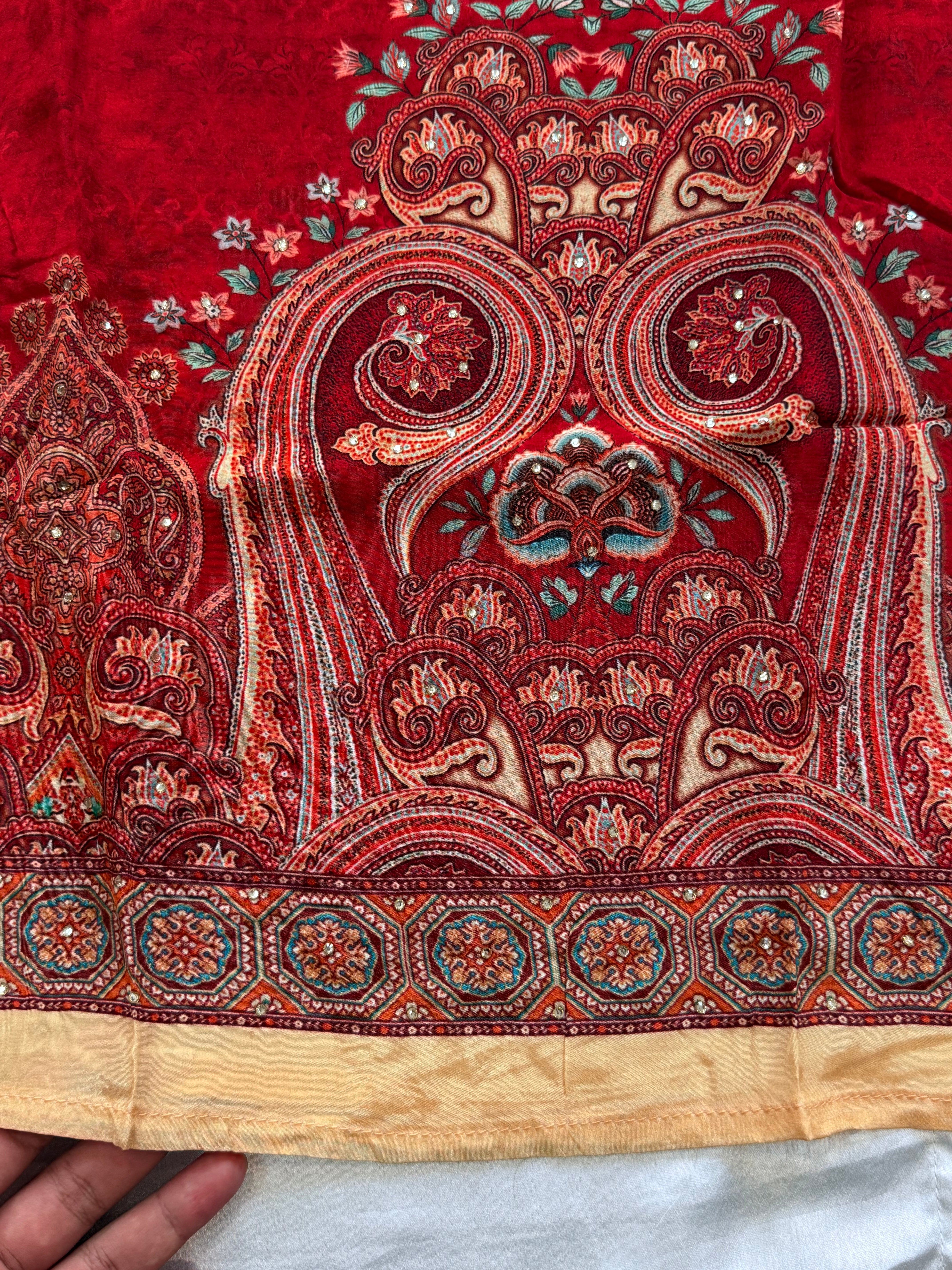RED CREPE FARSHI SUIT