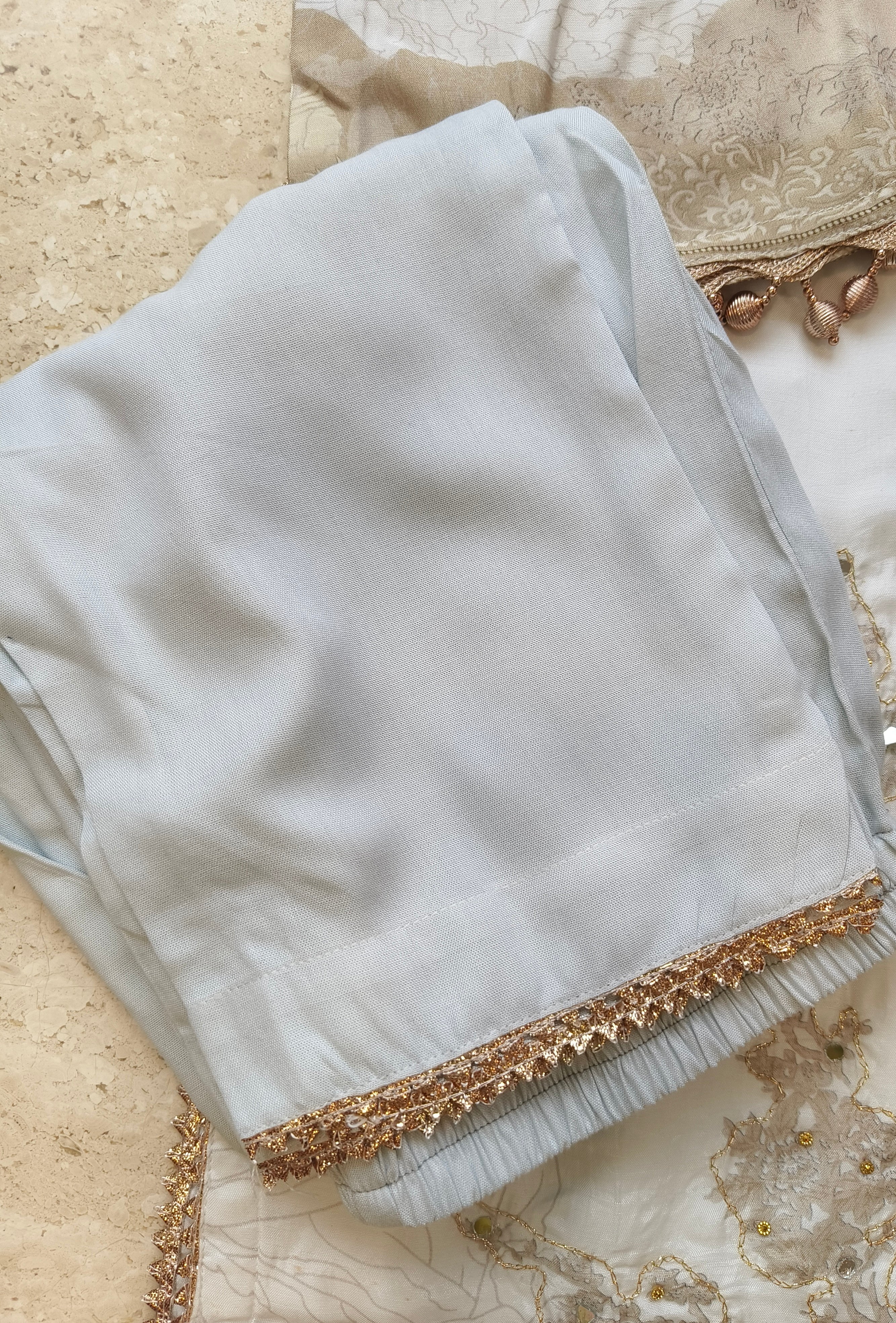 WHITE MUSLIN READYMADE SUIT 2