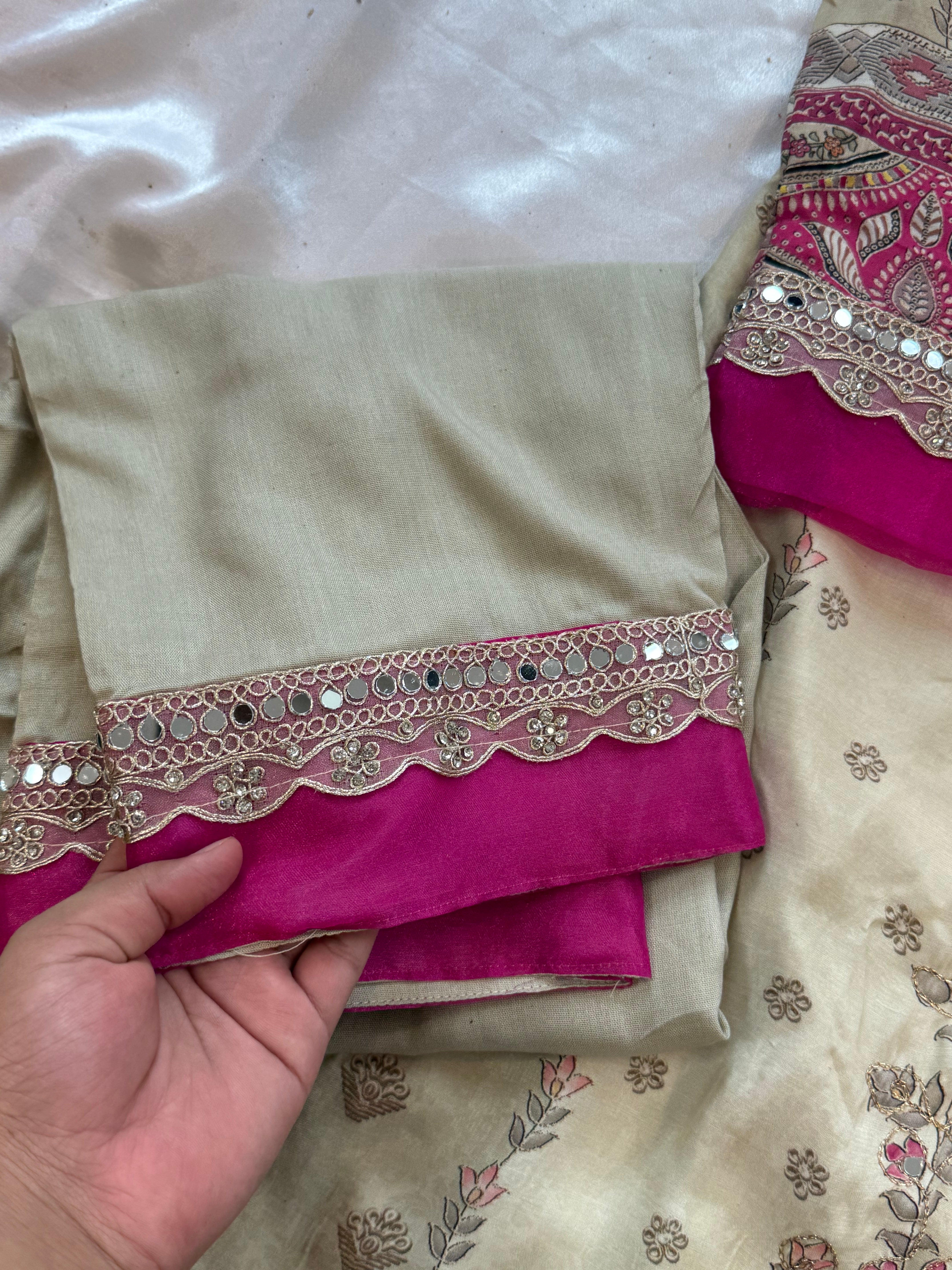 RAHI MUSLIN READYMADE SUIT 7