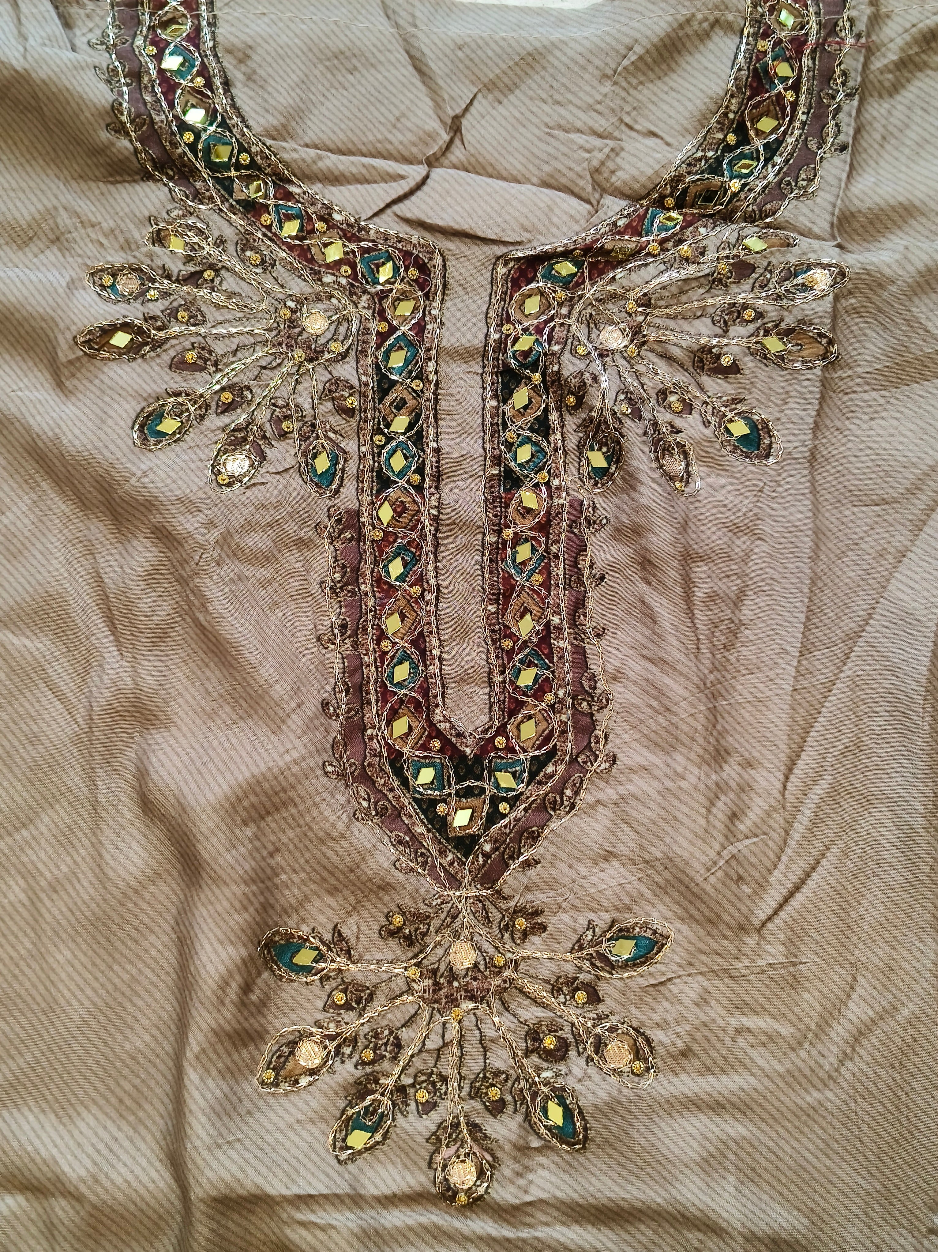 MUSLIN HAND EMBROIDERY SUIT 356