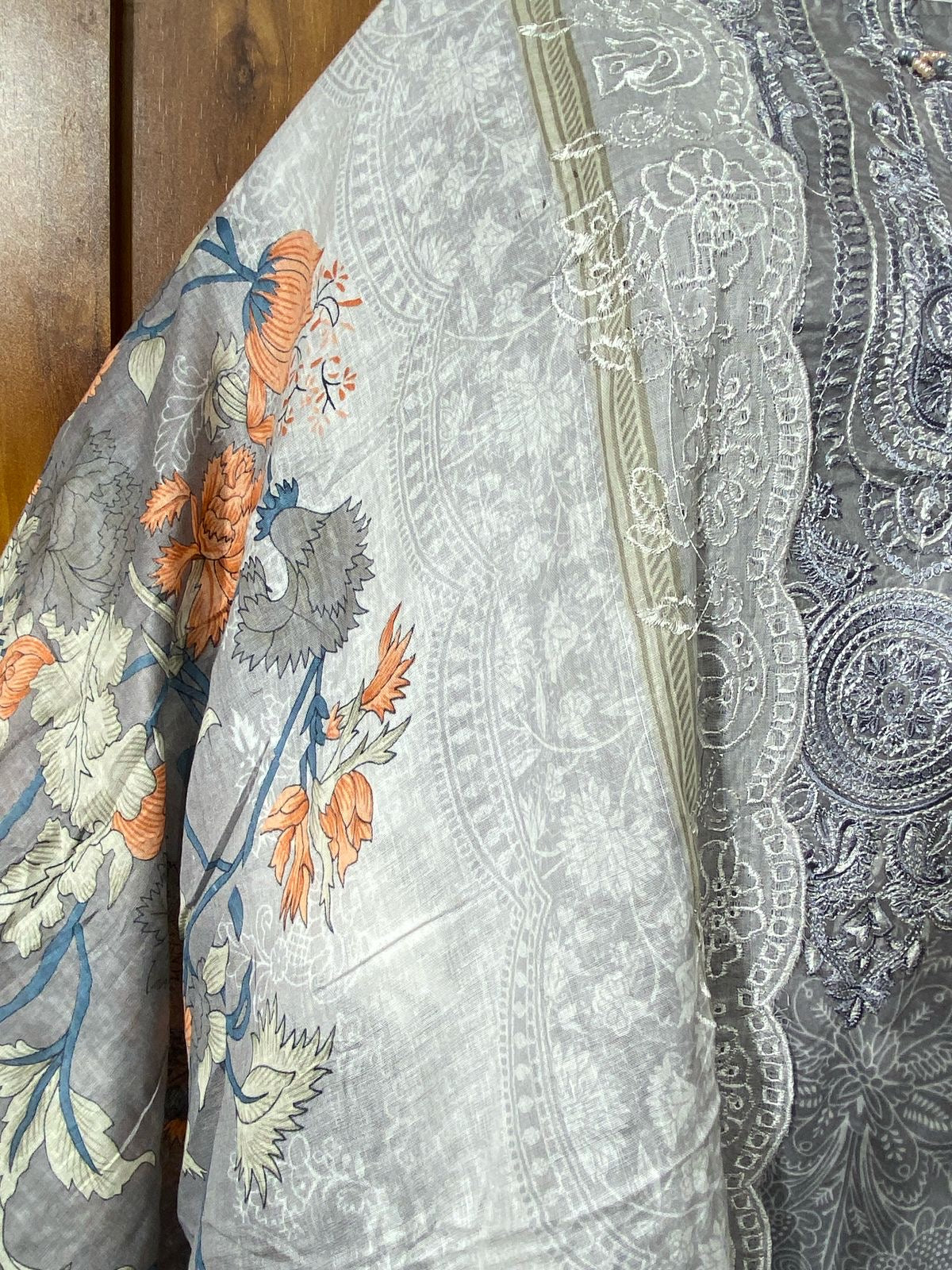 NEEDLE LAWN EMBROIDERY SUIT 4