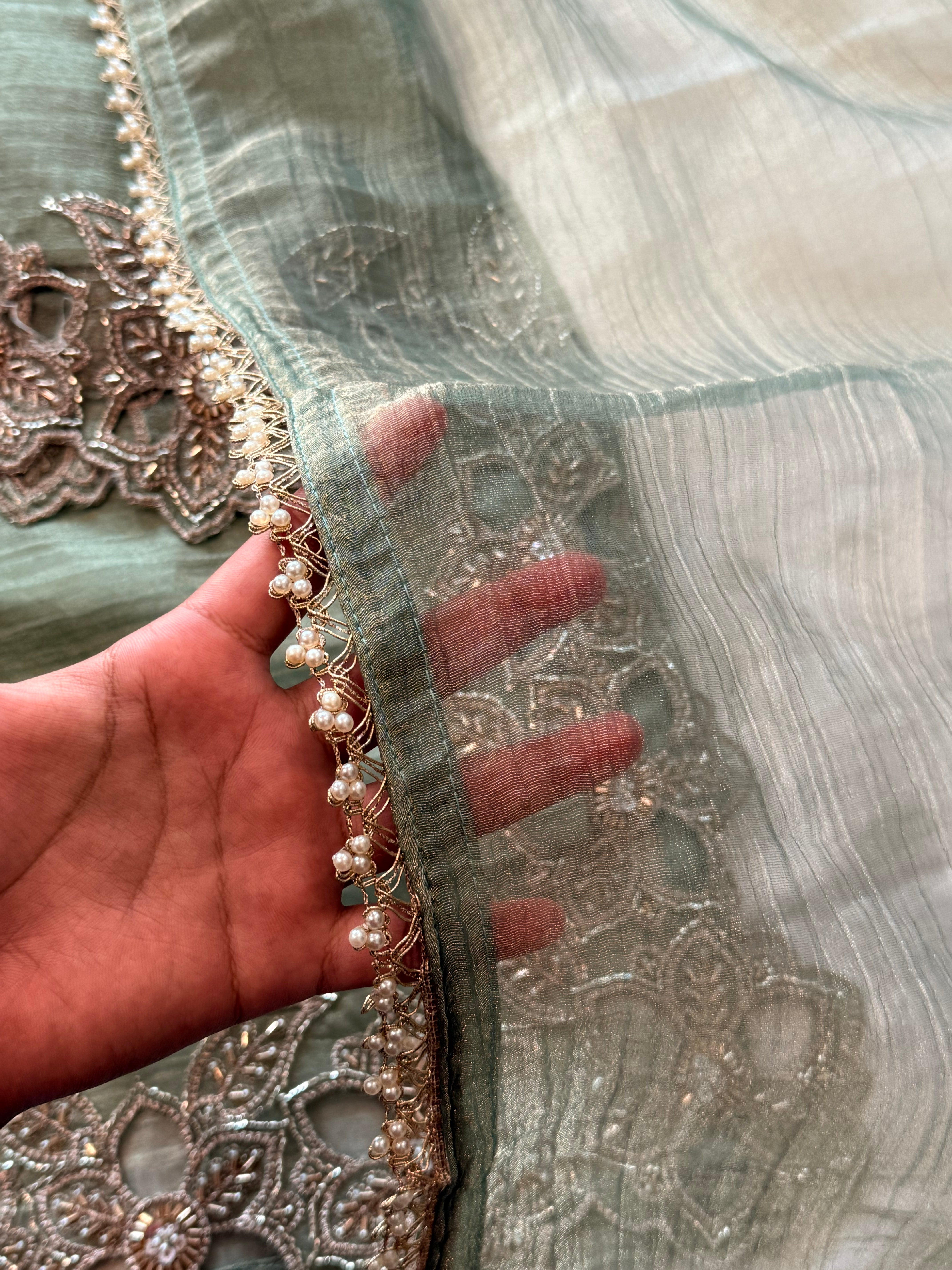 PARO SALSA HANDWORK SUIT 3