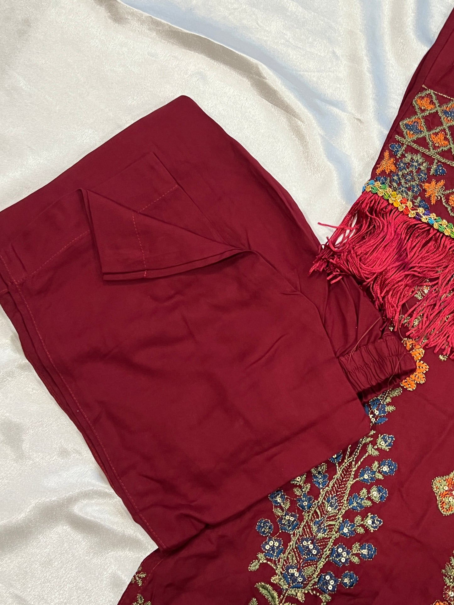 DUREFISHAN RAYON READYMADE SUIT Q
