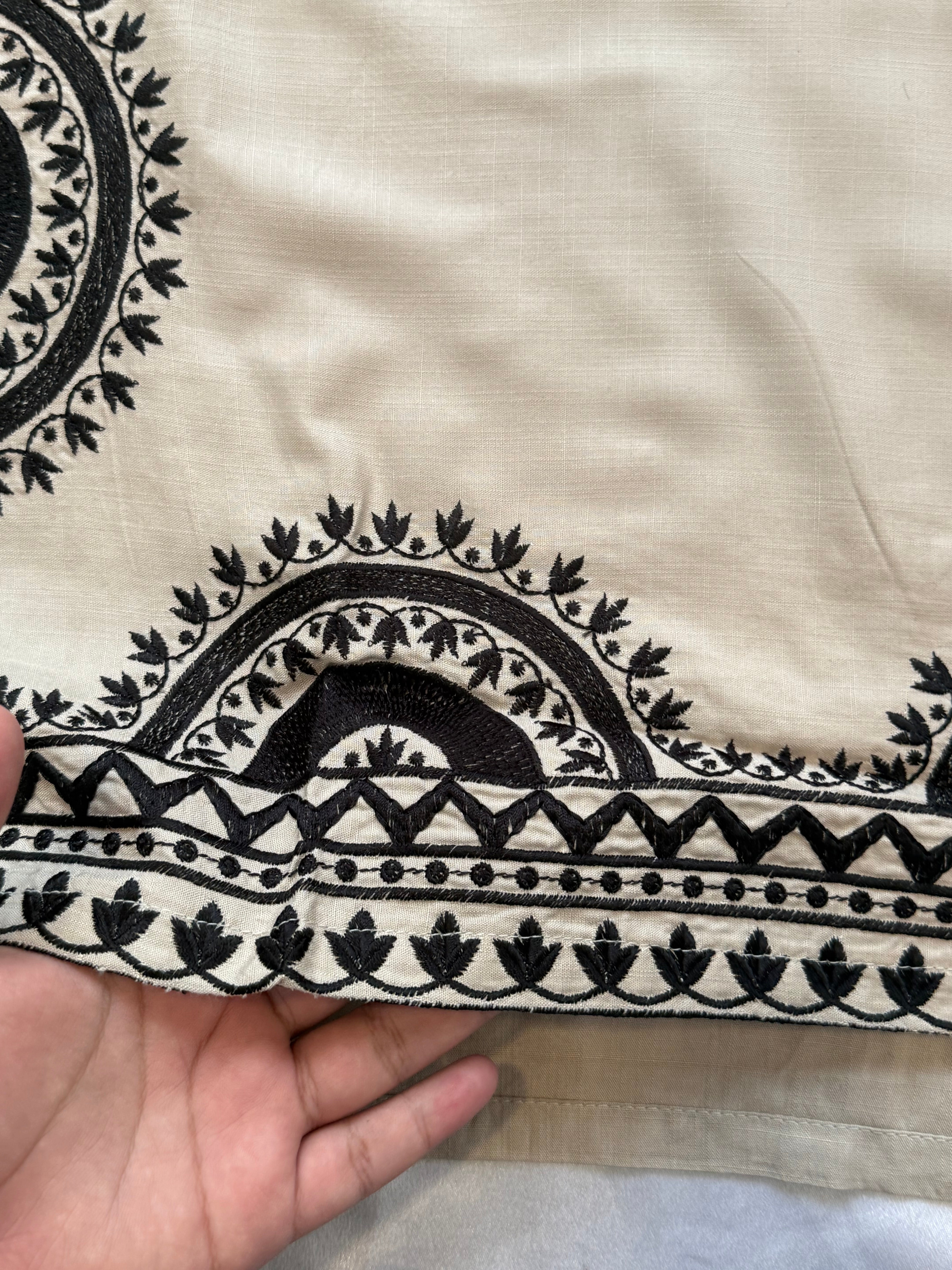 IMROZA LAWN EMBROIDERY SUIT 5