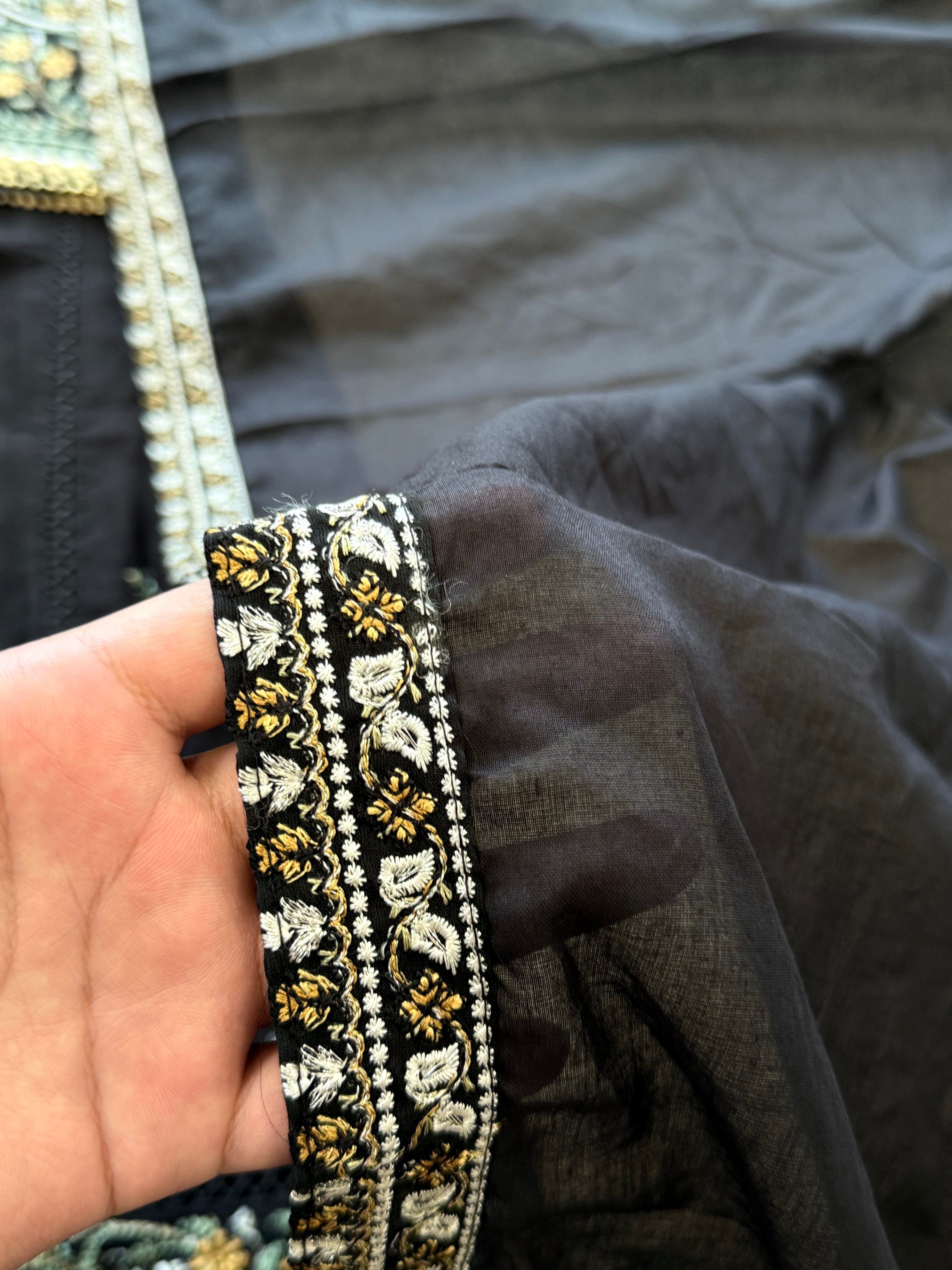 JUGNU LAWN EMBROIDERY SUIT