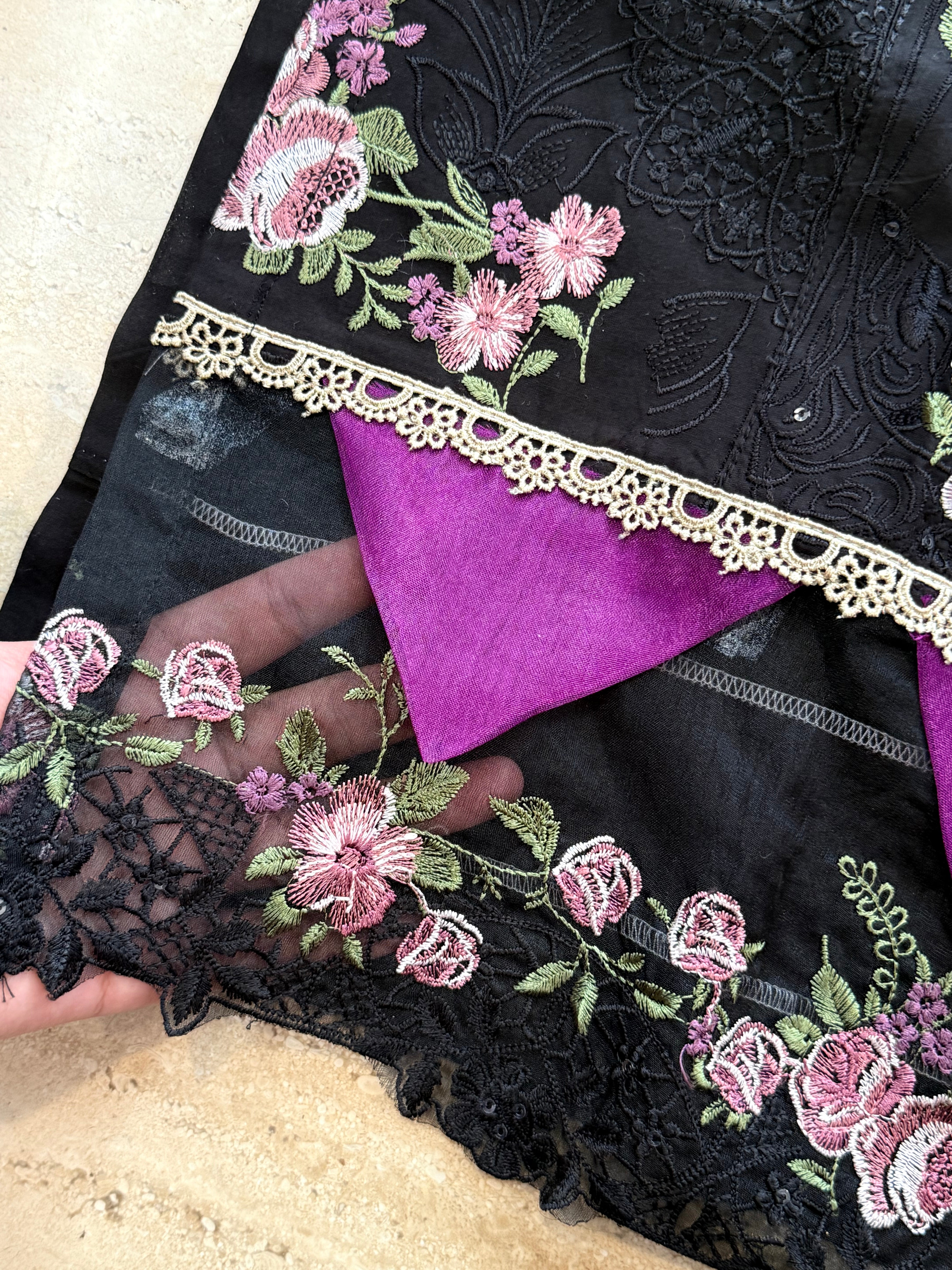 YUMNA BLACK READYMADE SUIT