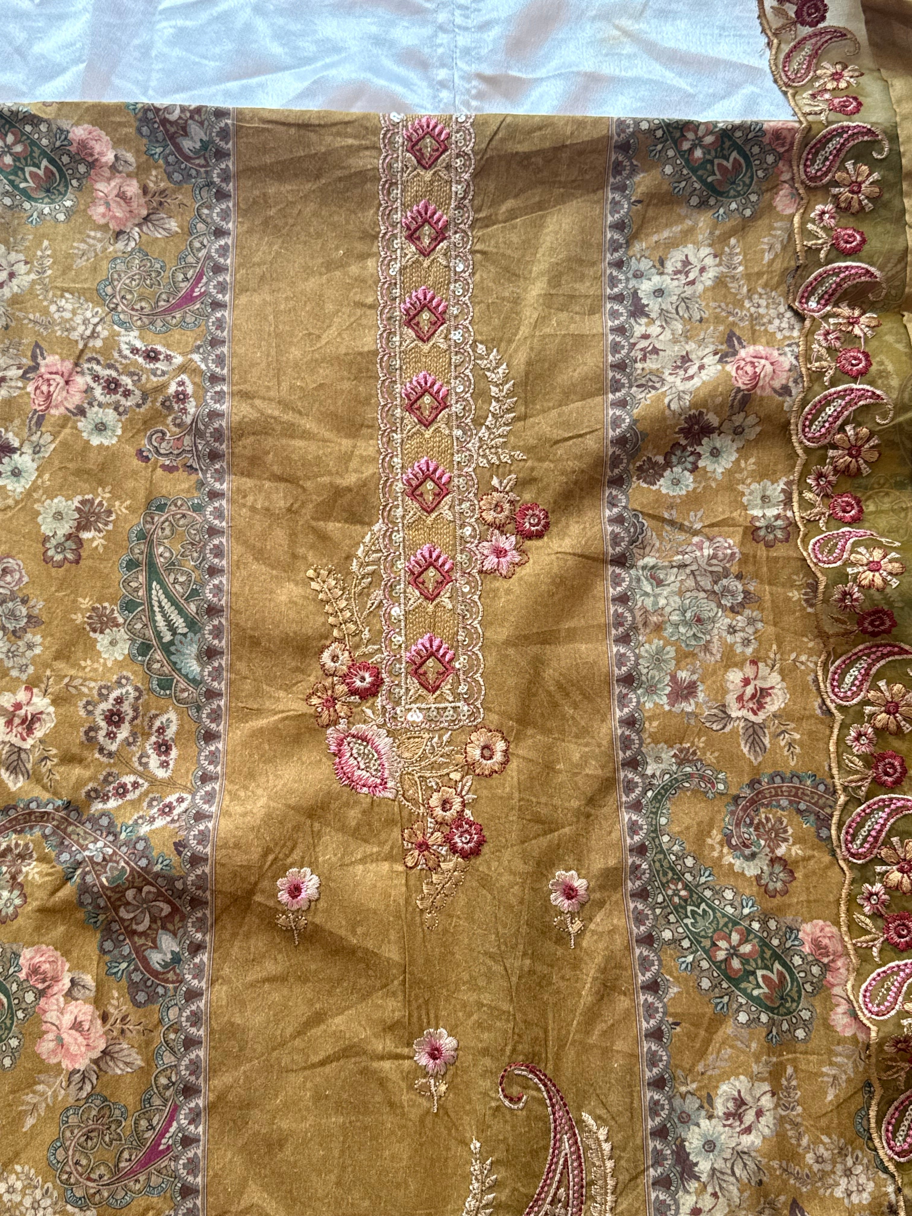 BAGH EMBROIDERY SUIT 1