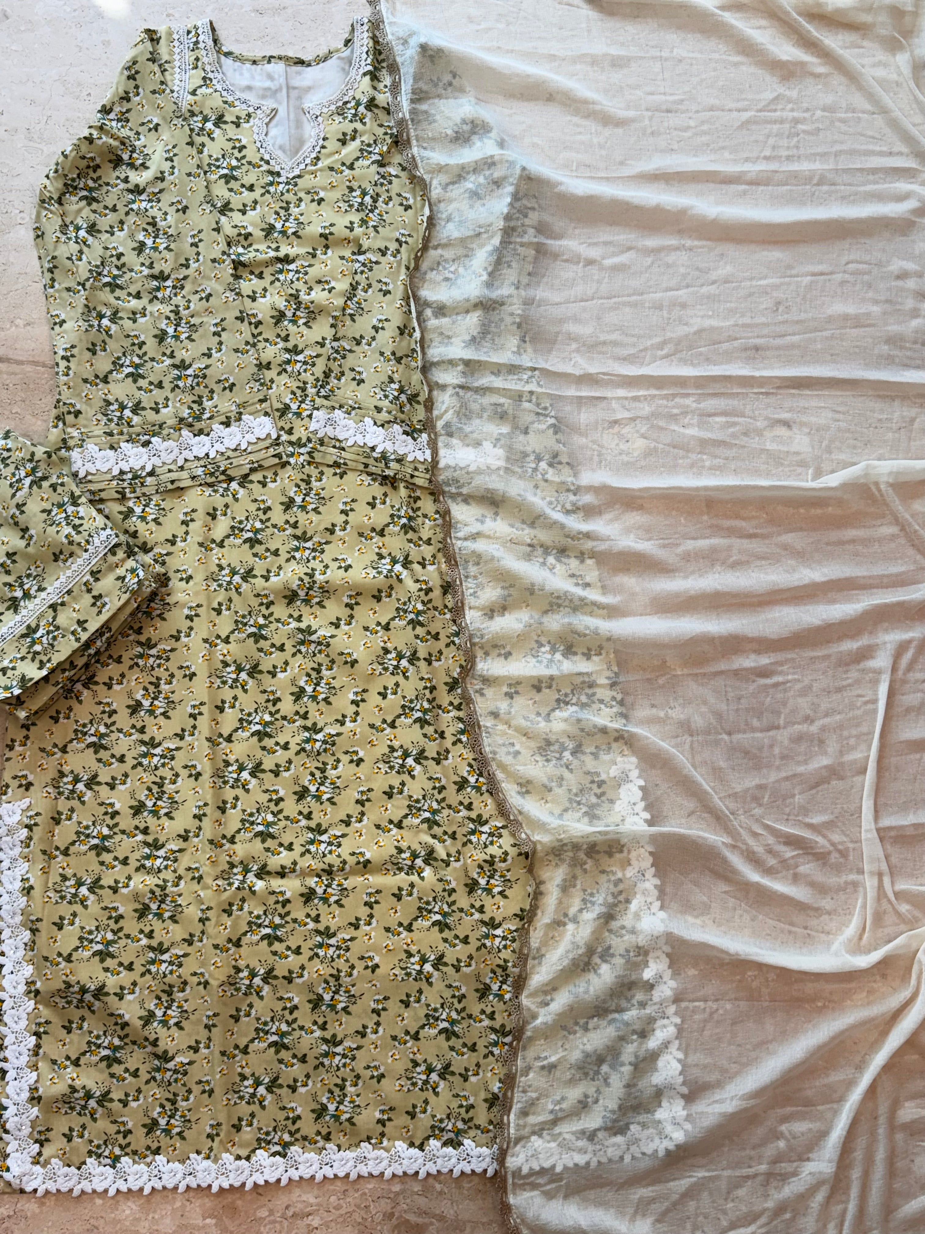 SIYA 2 PAKISTANI LAWN KAFTAN SUIT