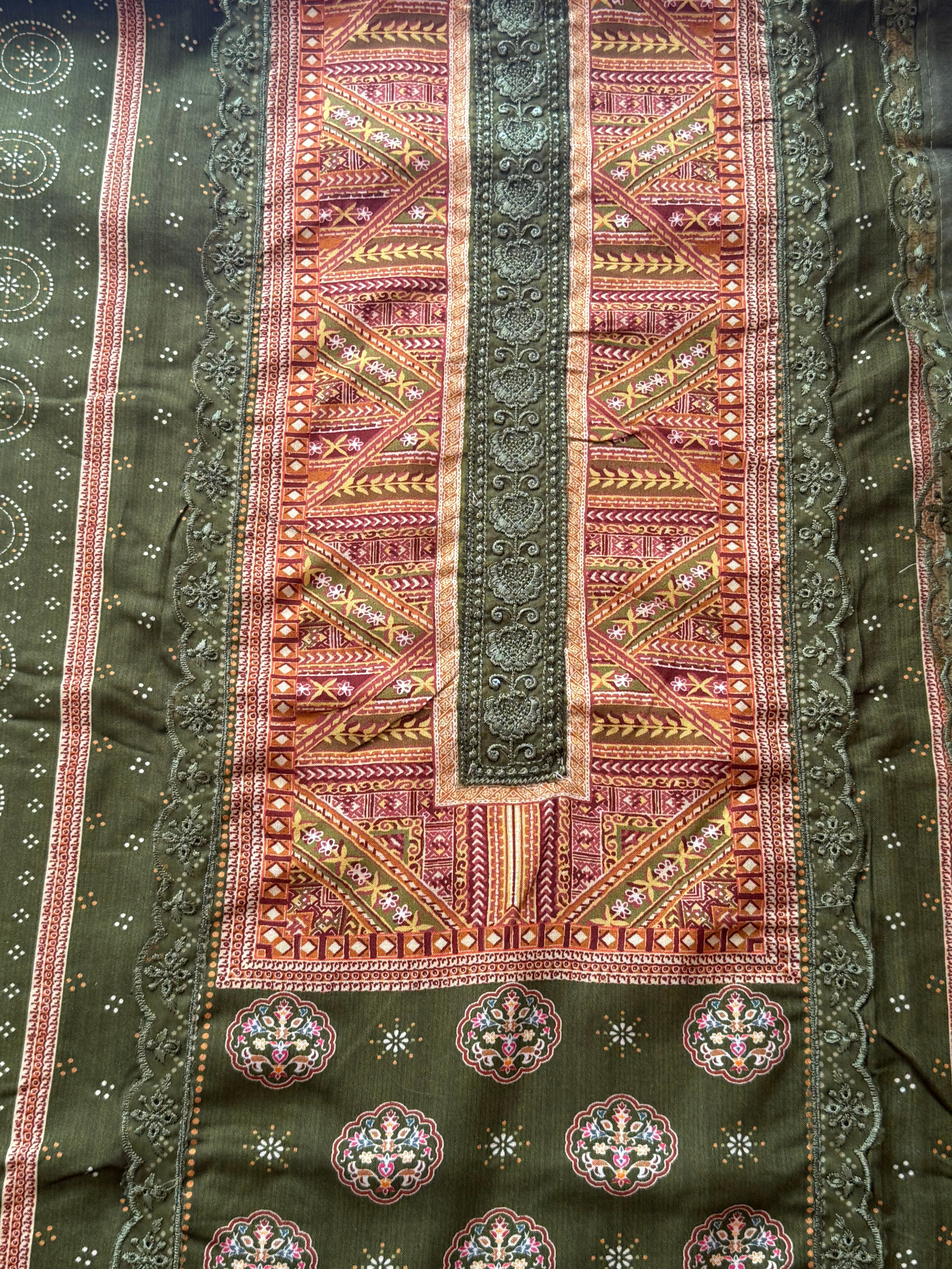 BAGH EMBROIDERY SUIT 2