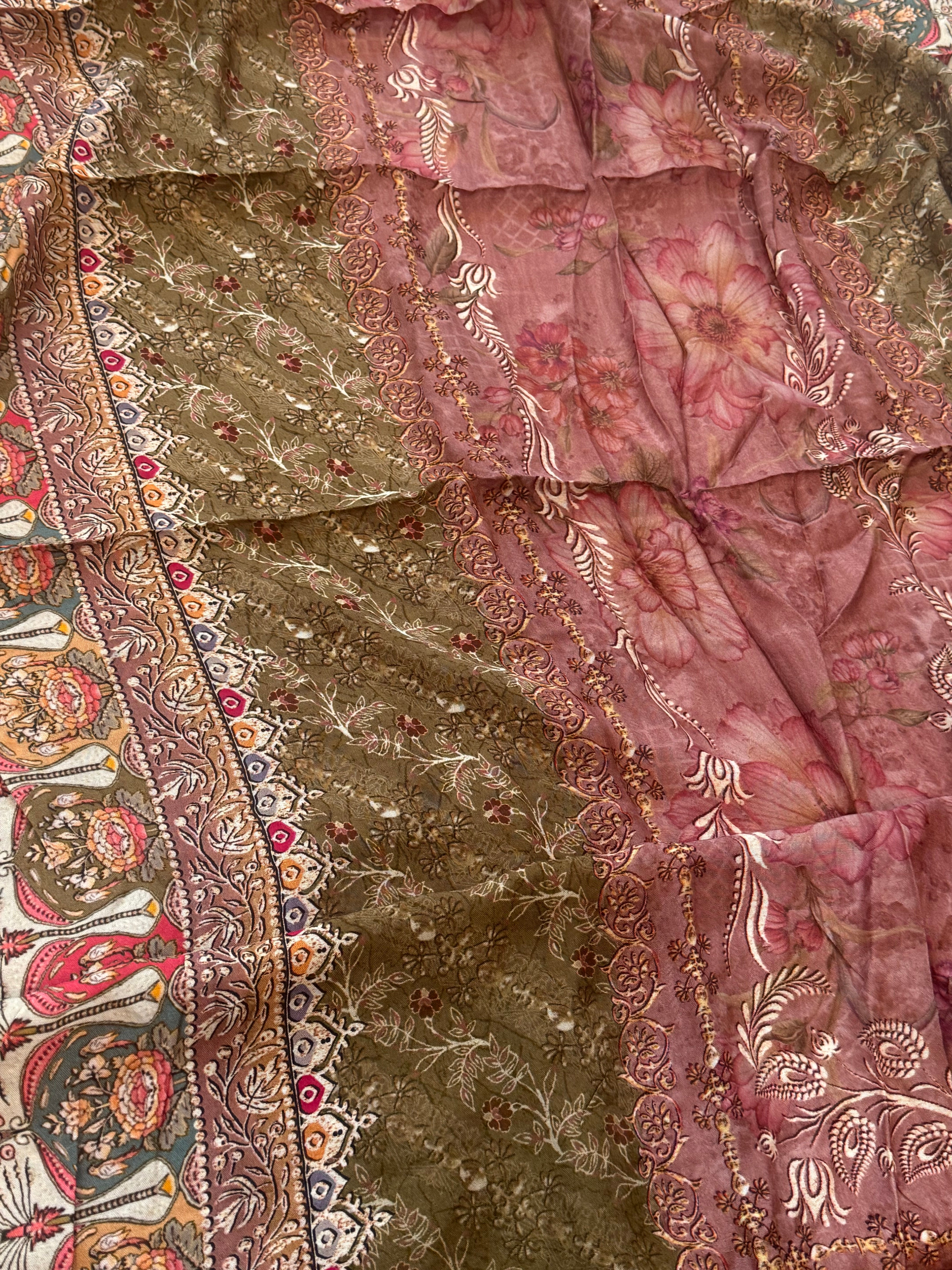 MUSLIN UNSTITCHED EMBROIDERY SUIT 2