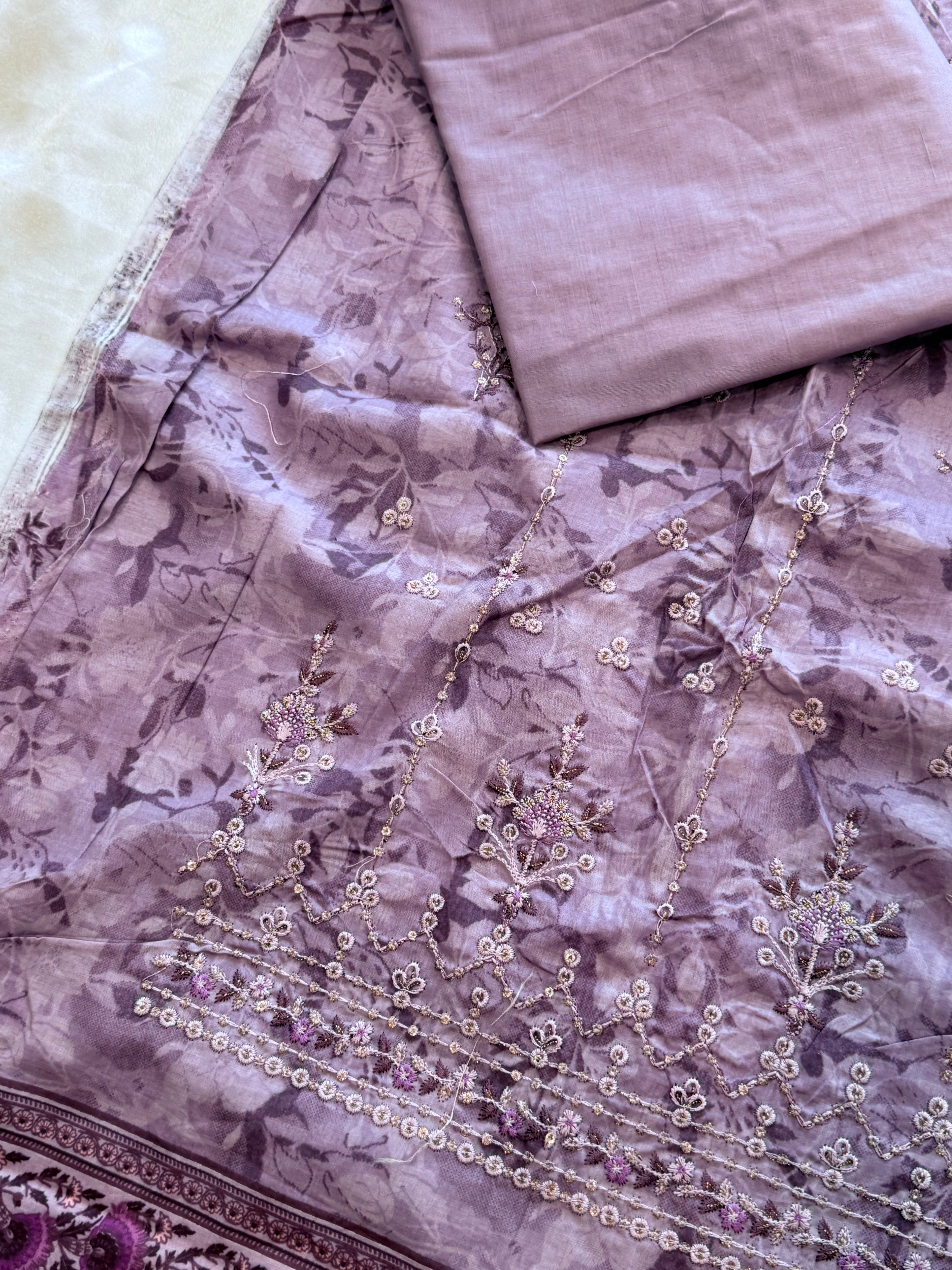 PURPLE BINSAEED EMBROIDERY SUIT 2