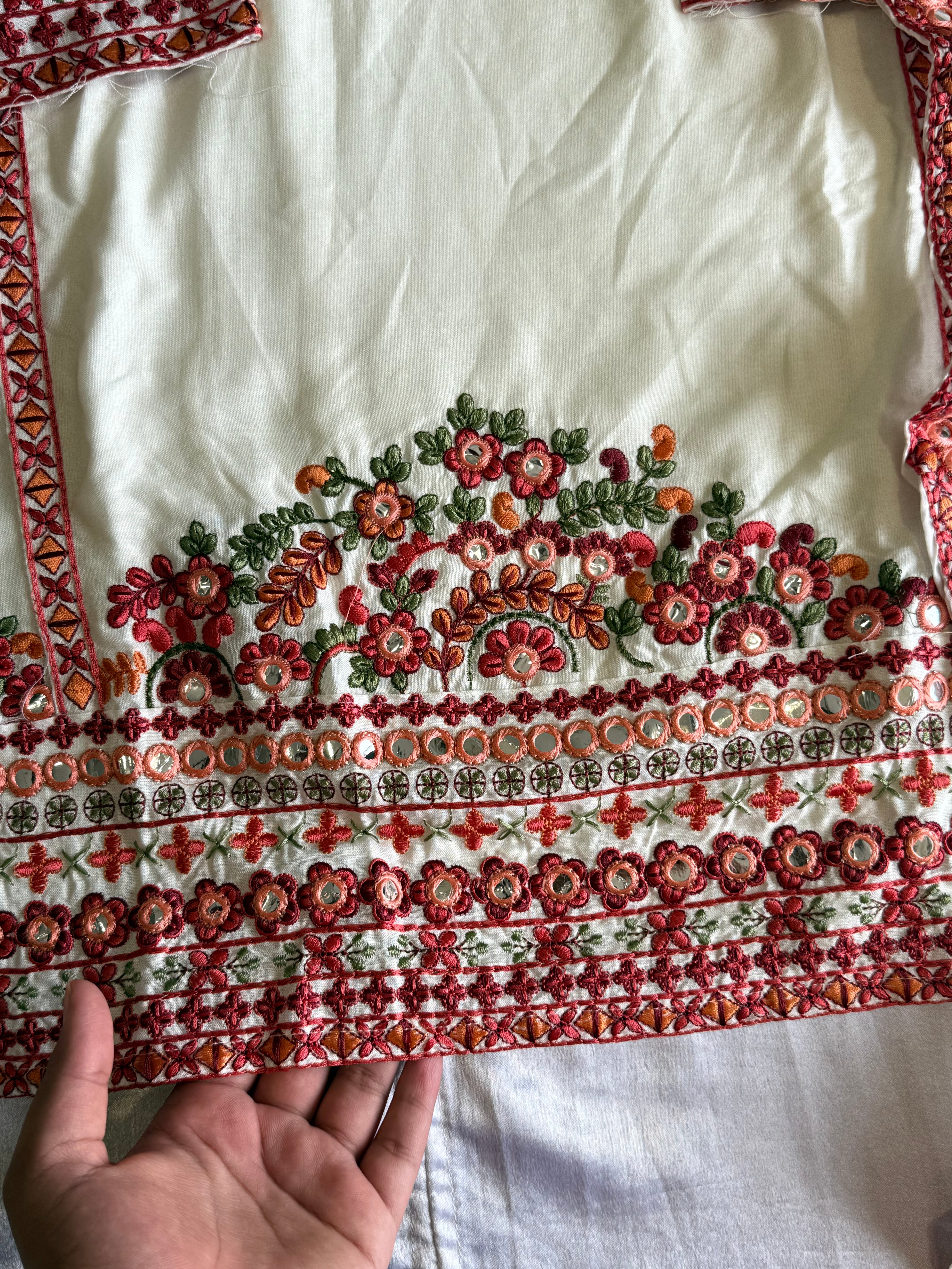 AYZAL LAWN EMBROIDERY SUIT 2