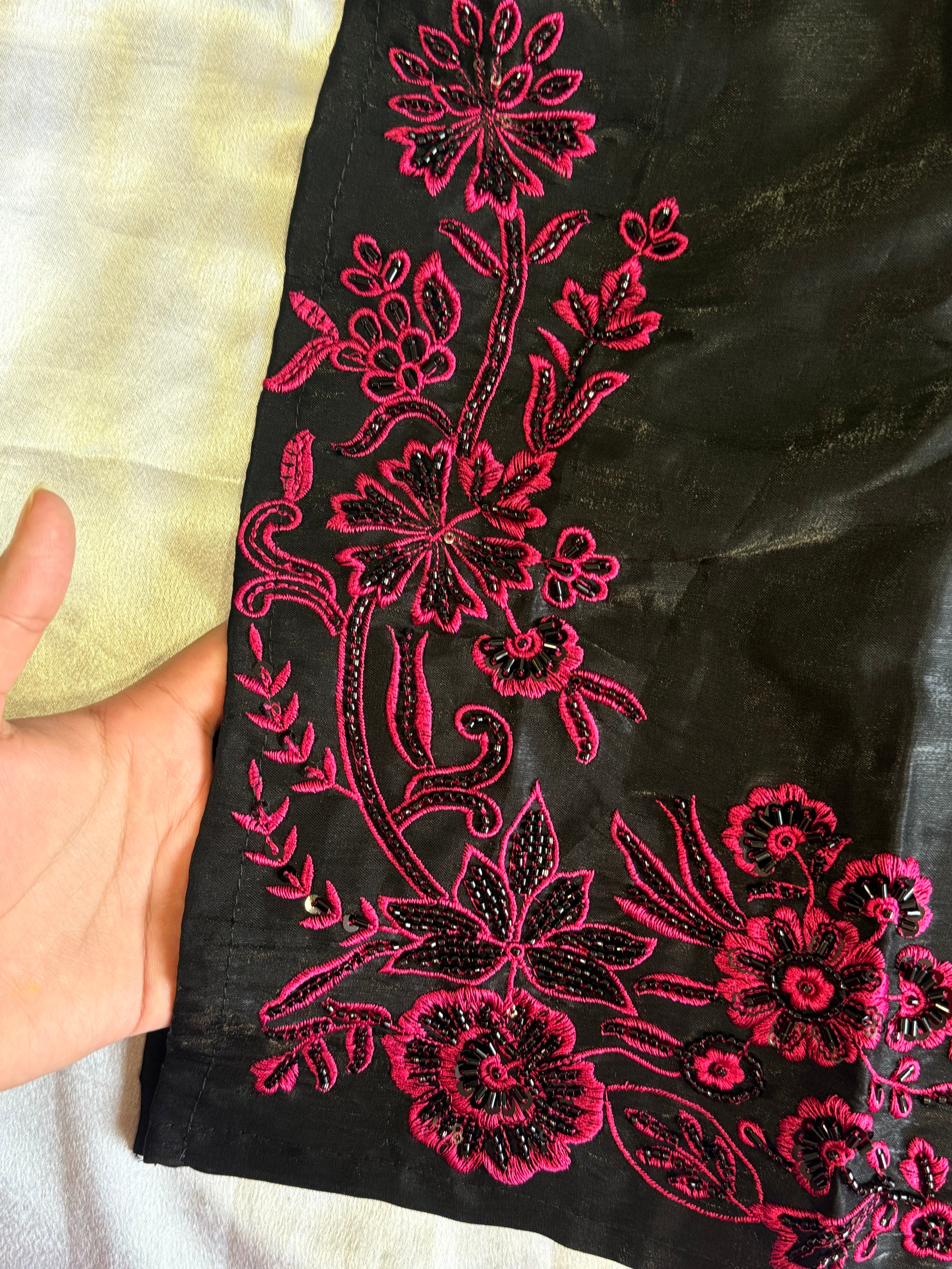 ORGANZA  FARSHI HANDWORK SUIT