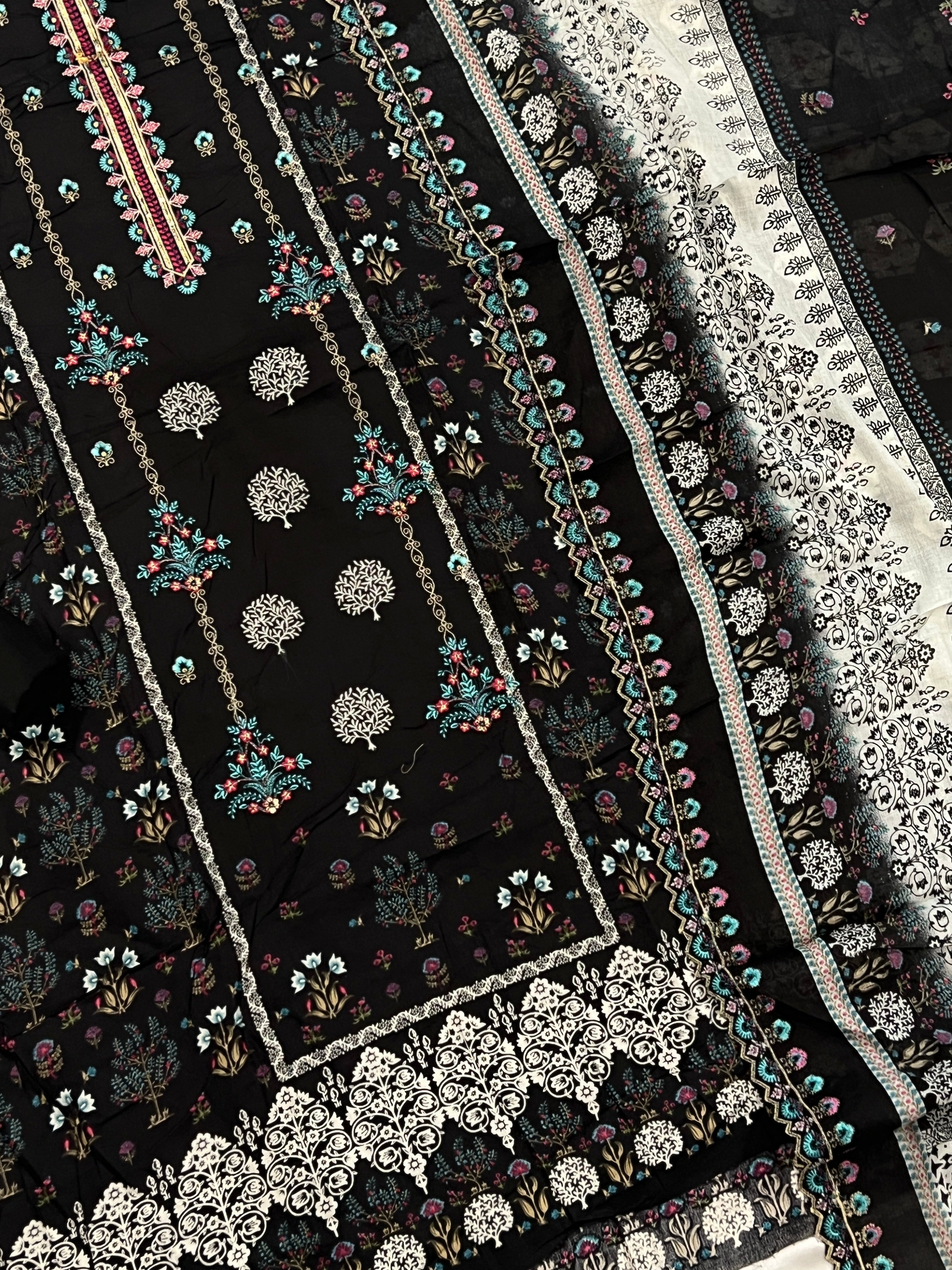 SABA BINSAEED LAWN EMBROIDERY SUIT 2