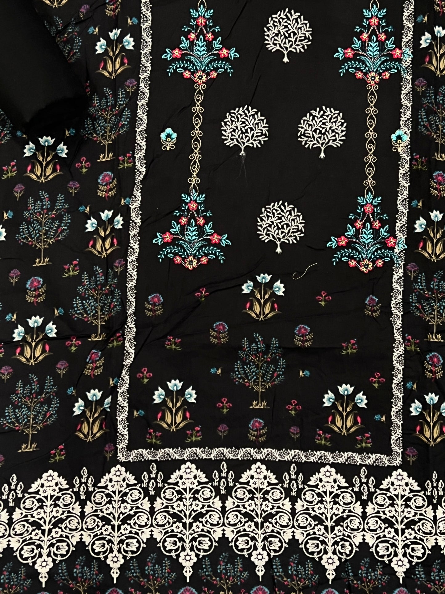 SABA BIN SAEED LAWN EMBROIDERY SUIT 3477 Q