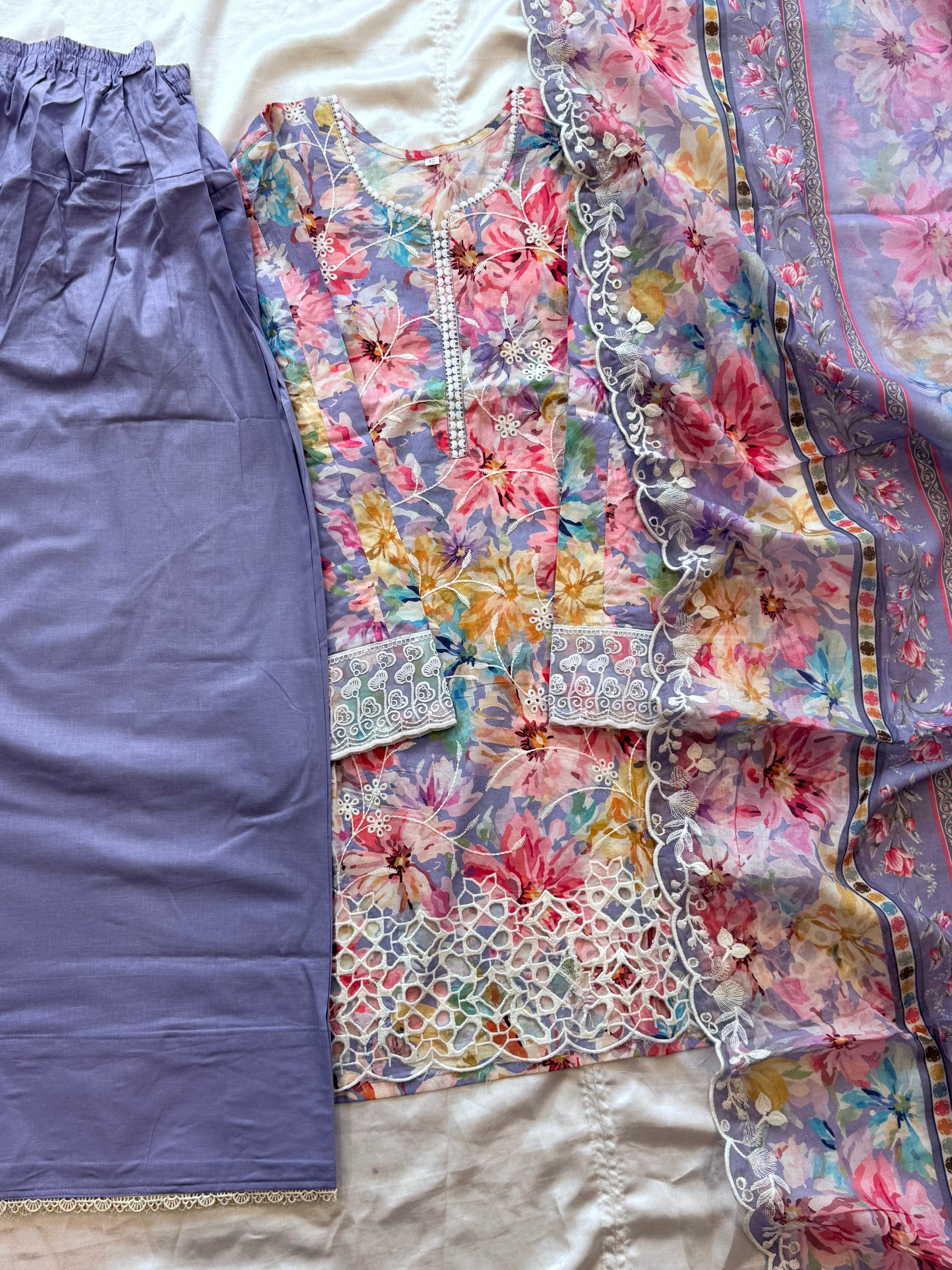 IZNIK FARSHI SHALWAR SUIT 1
