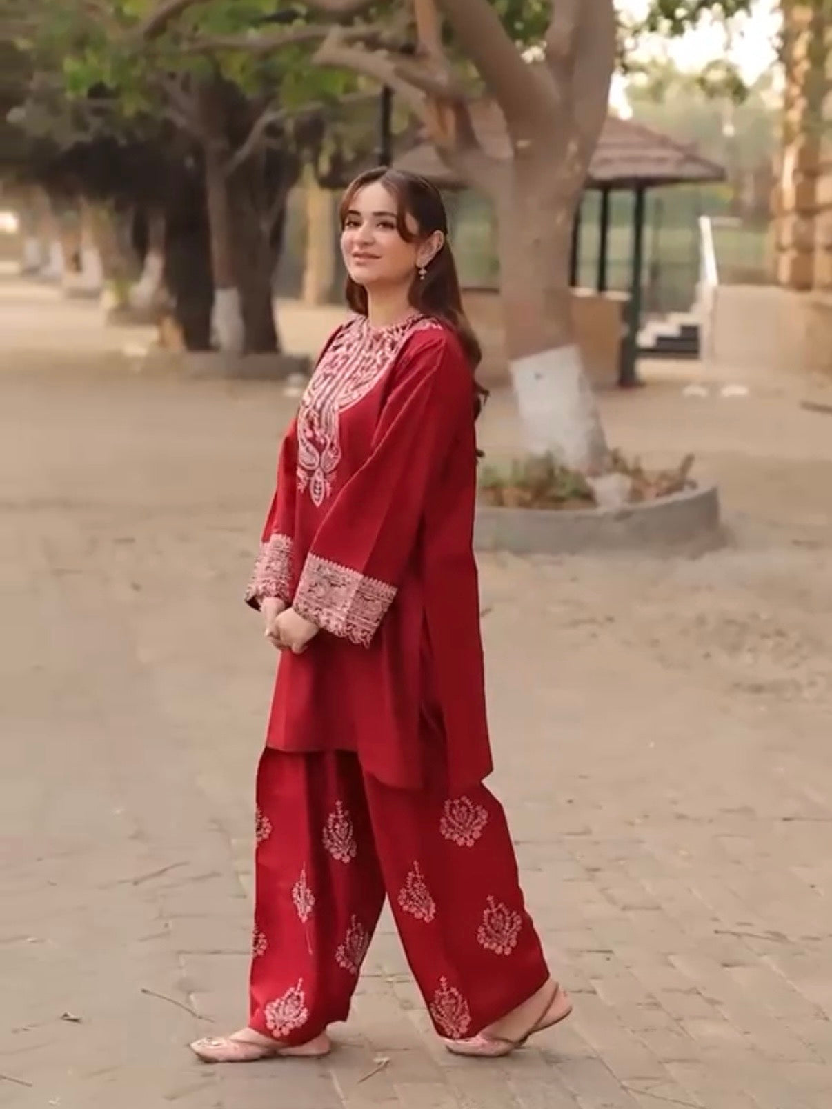 YUMNA LAWN FARSHI SHALWAR SET