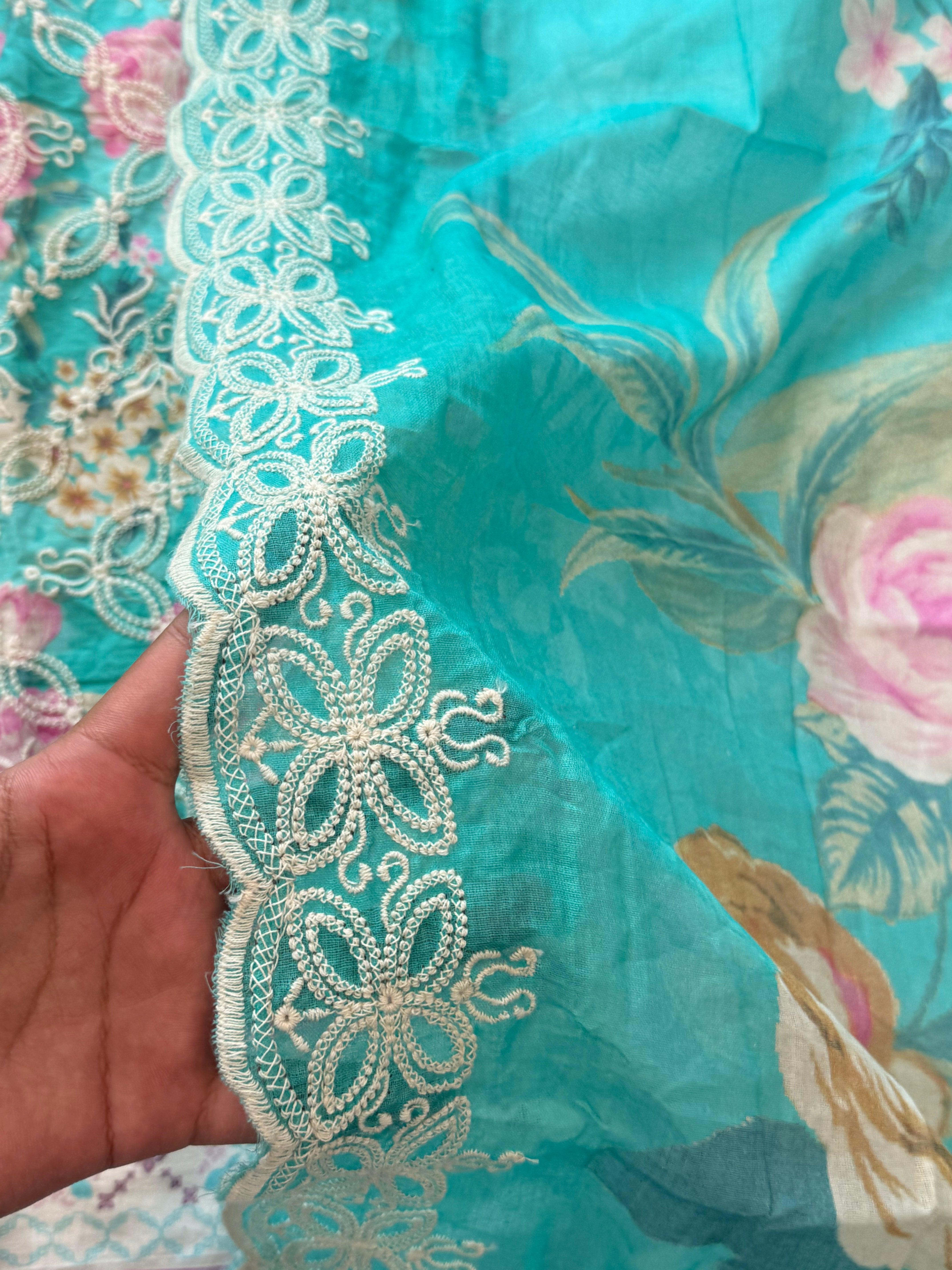 FIZA LAWN EMBROIDERY SUIT 3