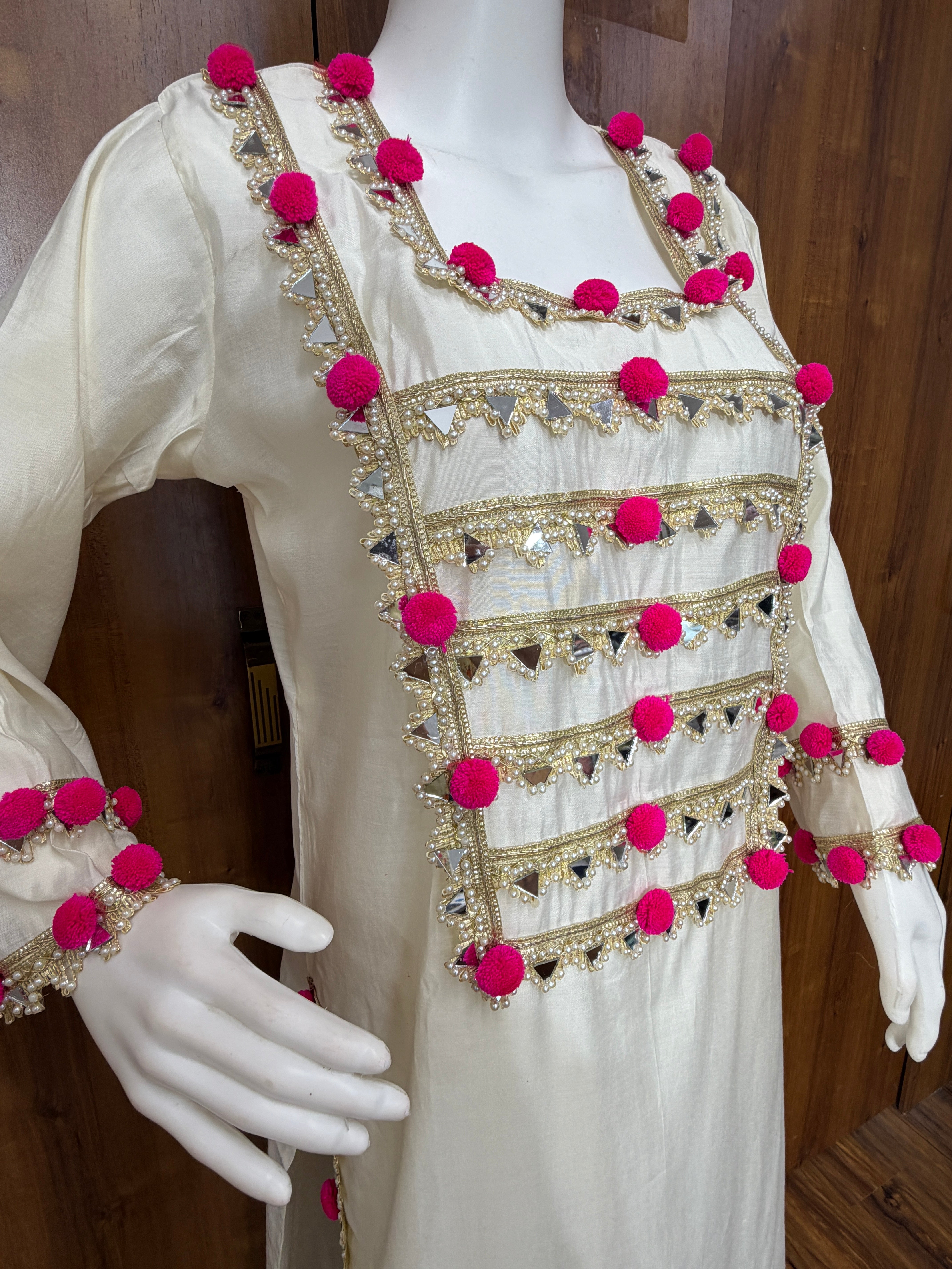 POM POM MUSLIN KAFTAN SUIT