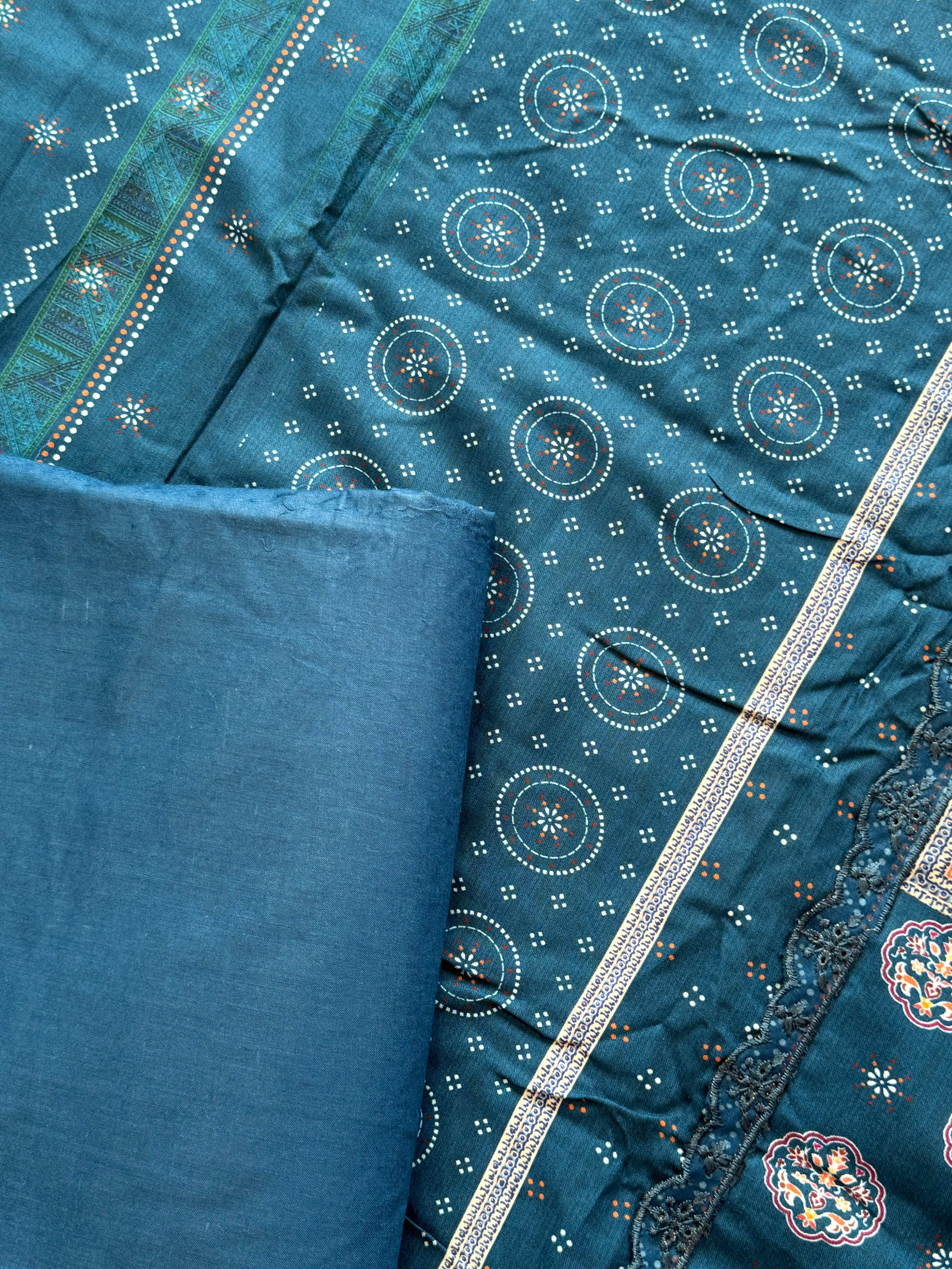 BAGH EMBROIDERY SUIT 3