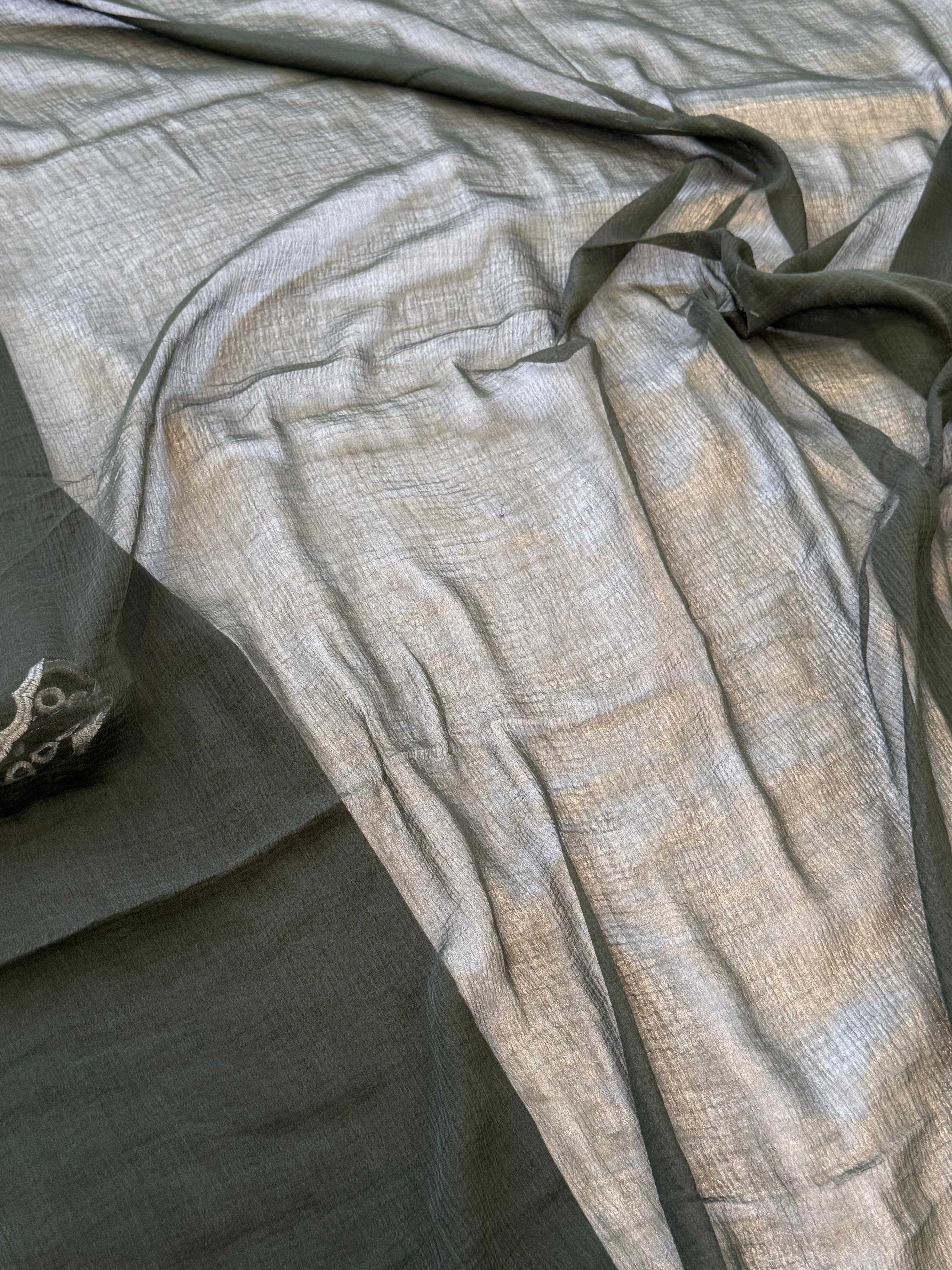 LONG KAFTAN EMBROIDERY SUIT 1