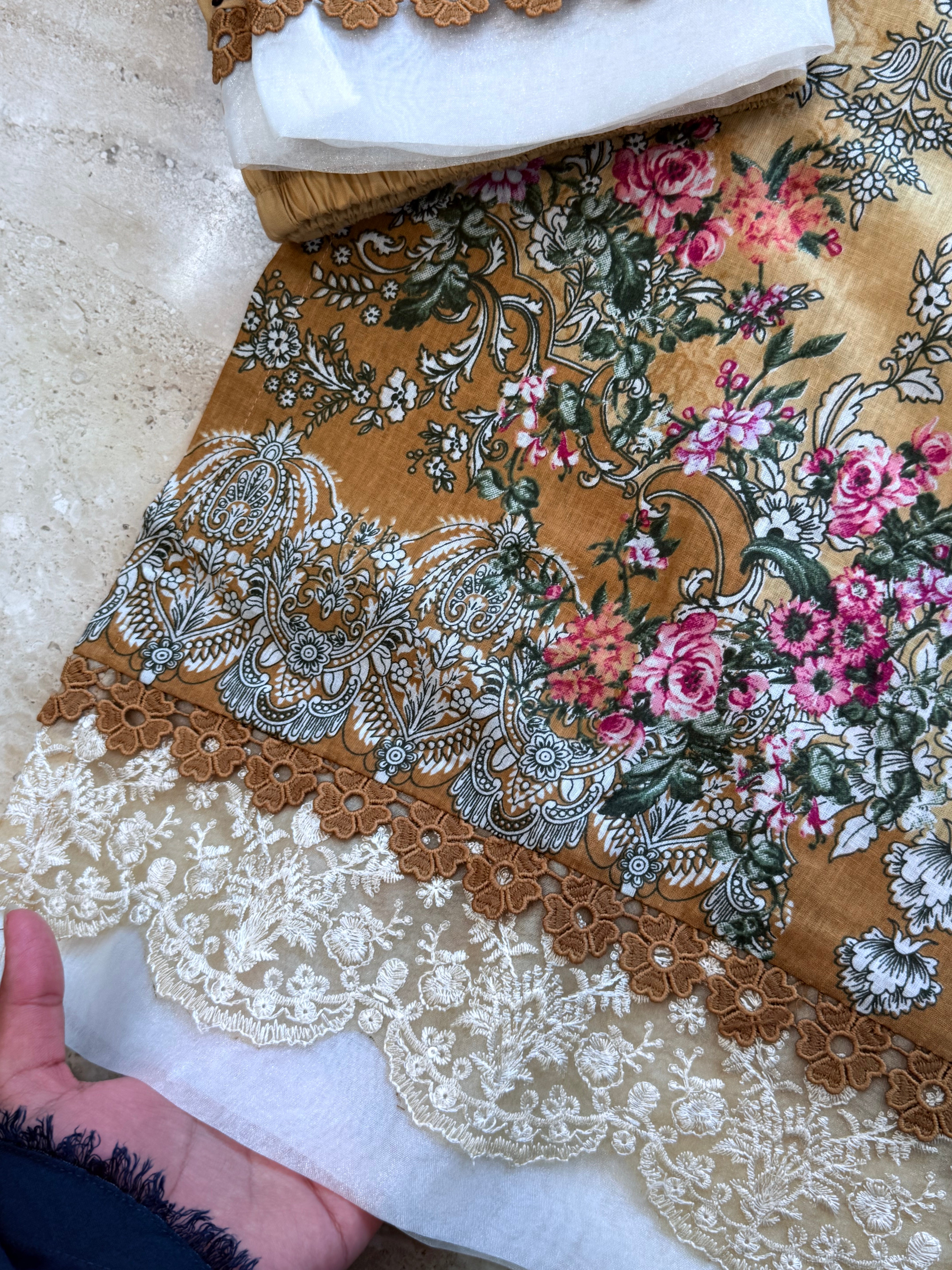MUSTERED PATCH READYMADE SUIT