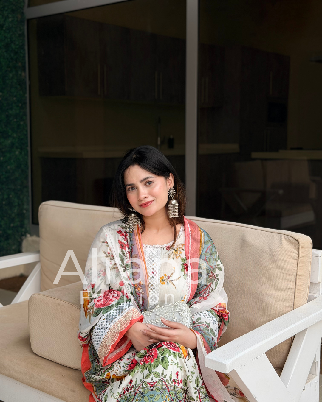 HARSHA OFF WHITE READYMADE SUIT