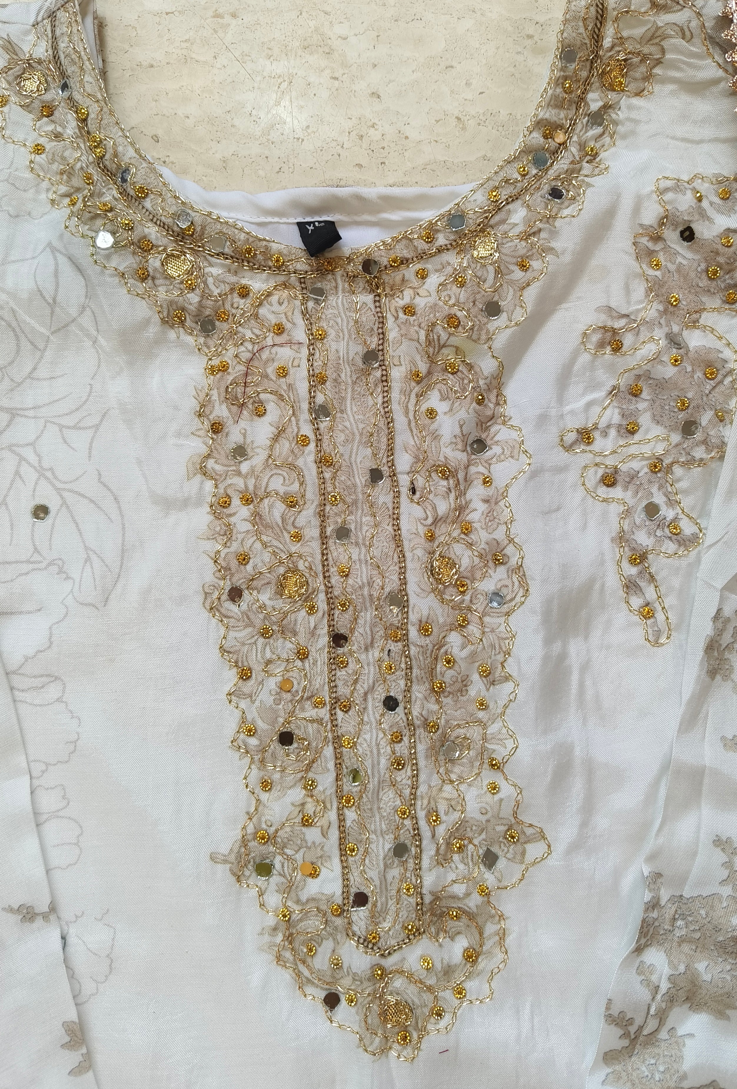 WHITE MUSLIN READYMADE SUIT 2
