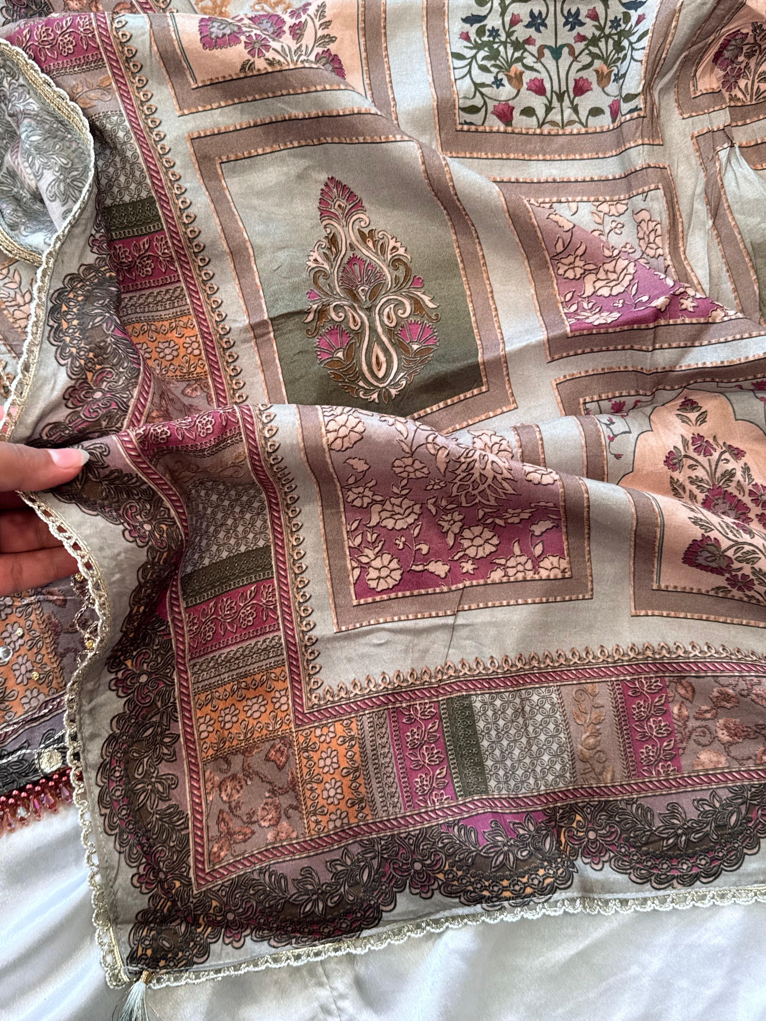 RAHI MUSLIN READYMADE SUIT 4