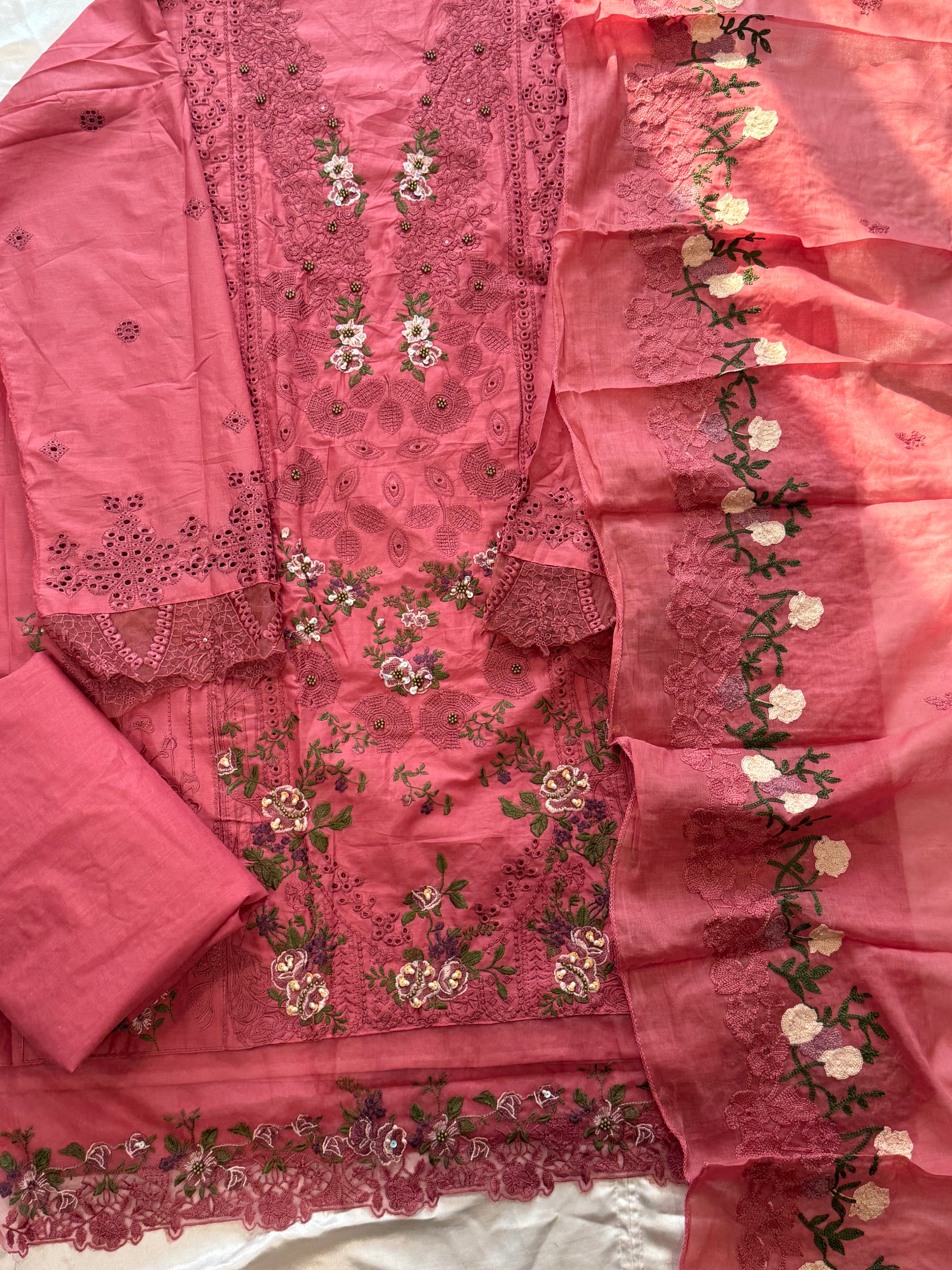 ELAAF COTTON EMBROIDERY SUIT 1